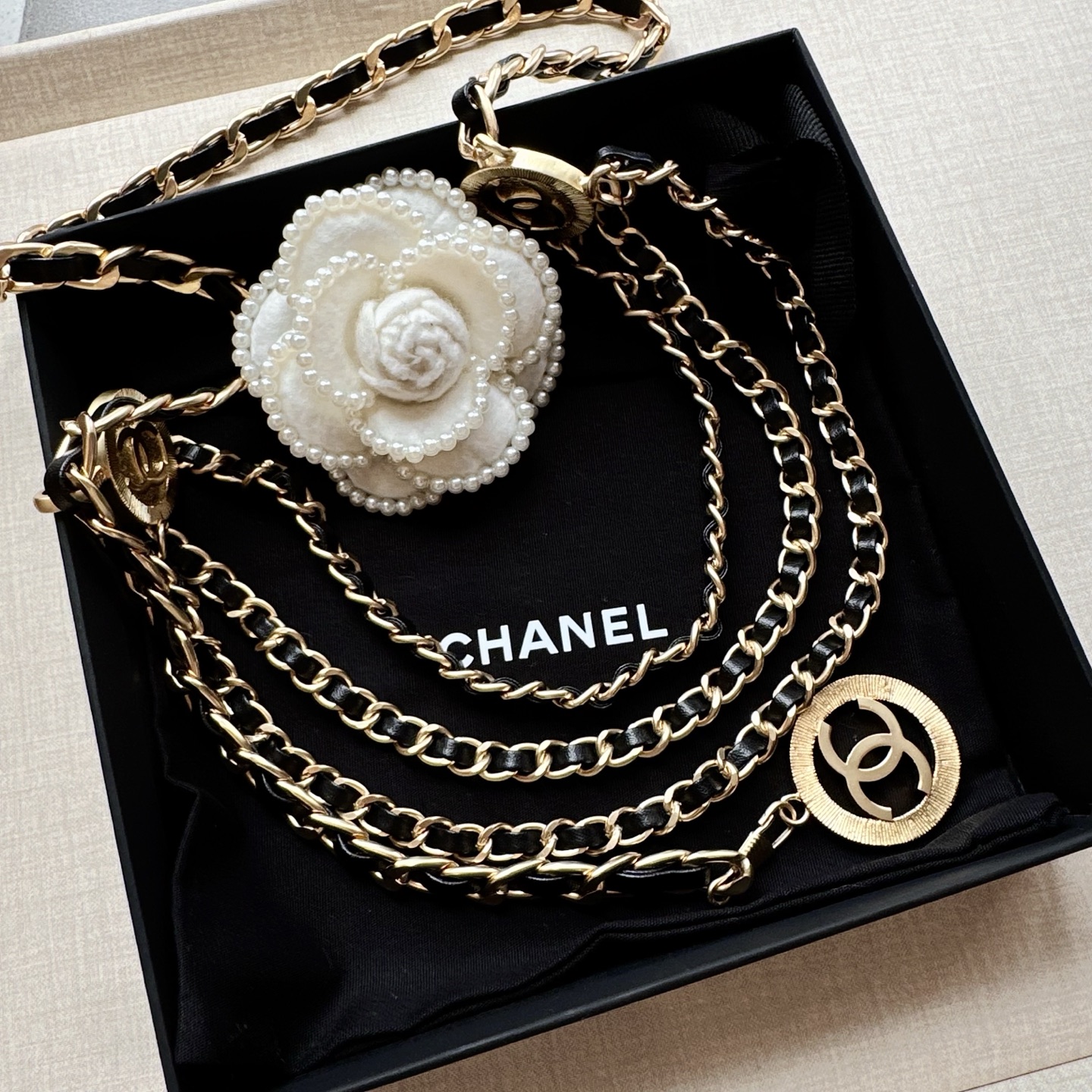 💥💥💥CHANEL 香奈儿、纯铜手工编织牛皮腰链、经典优雅、时尚百搭，长度：均码，