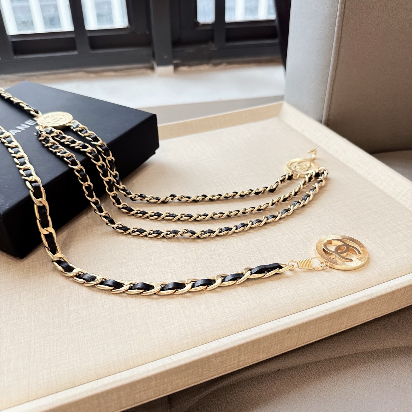 💥💥💥CHANEL 香奈儿、纯铜手工编织牛皮腰链、经典优雅、时尚百搭，长度：均码，