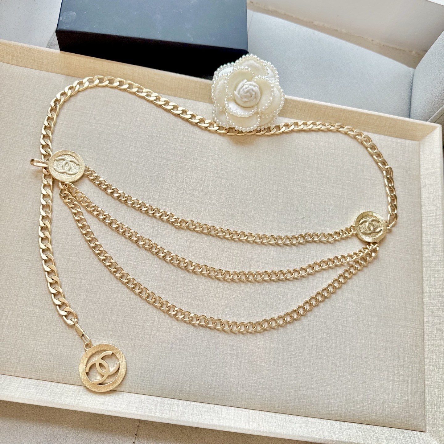 💥💥💥CHANEL 香奈儿、纯铜手工腰链、经典优雅、时尚百搭，长度：均码，