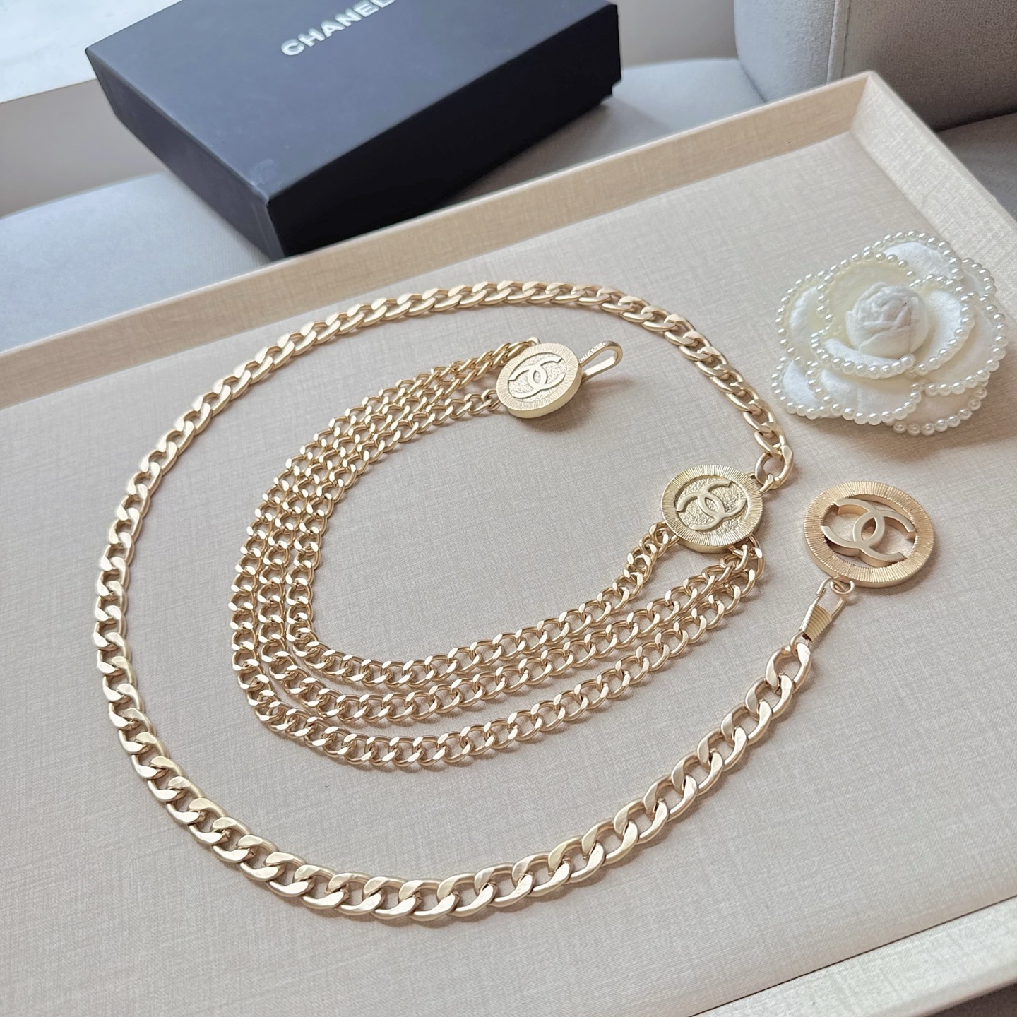 💥💥💥CHANEL 香奈儿、纯铜手工腰链、经典优雅、时尚百搭，长度：均码，