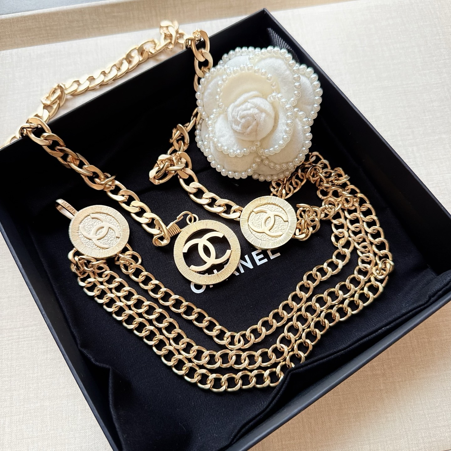 💥💥💥CHANEL 香奈儿、纯铜手工腰链、经典优雅、时尚百搭，长度：均码，