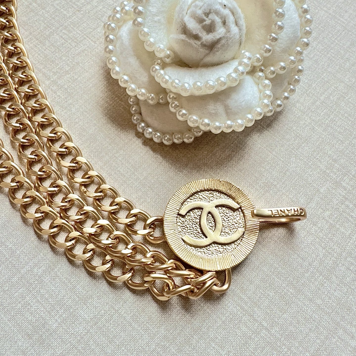 💥💥💥CHANEL 香奈儿、纯铜手工腰链、经典优雅、时尚百搭，长度：均码，