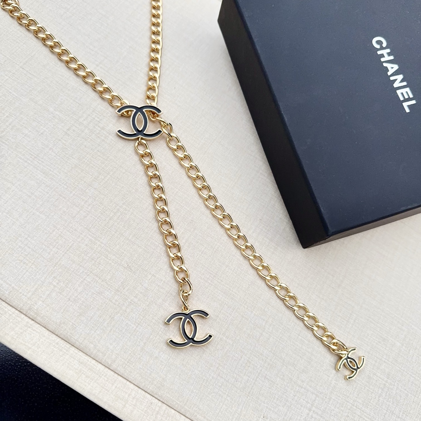 💥💥💥CHANEL 香奈儿 经典 纯铜腰链，集时尚潮流于一身，长度：均码