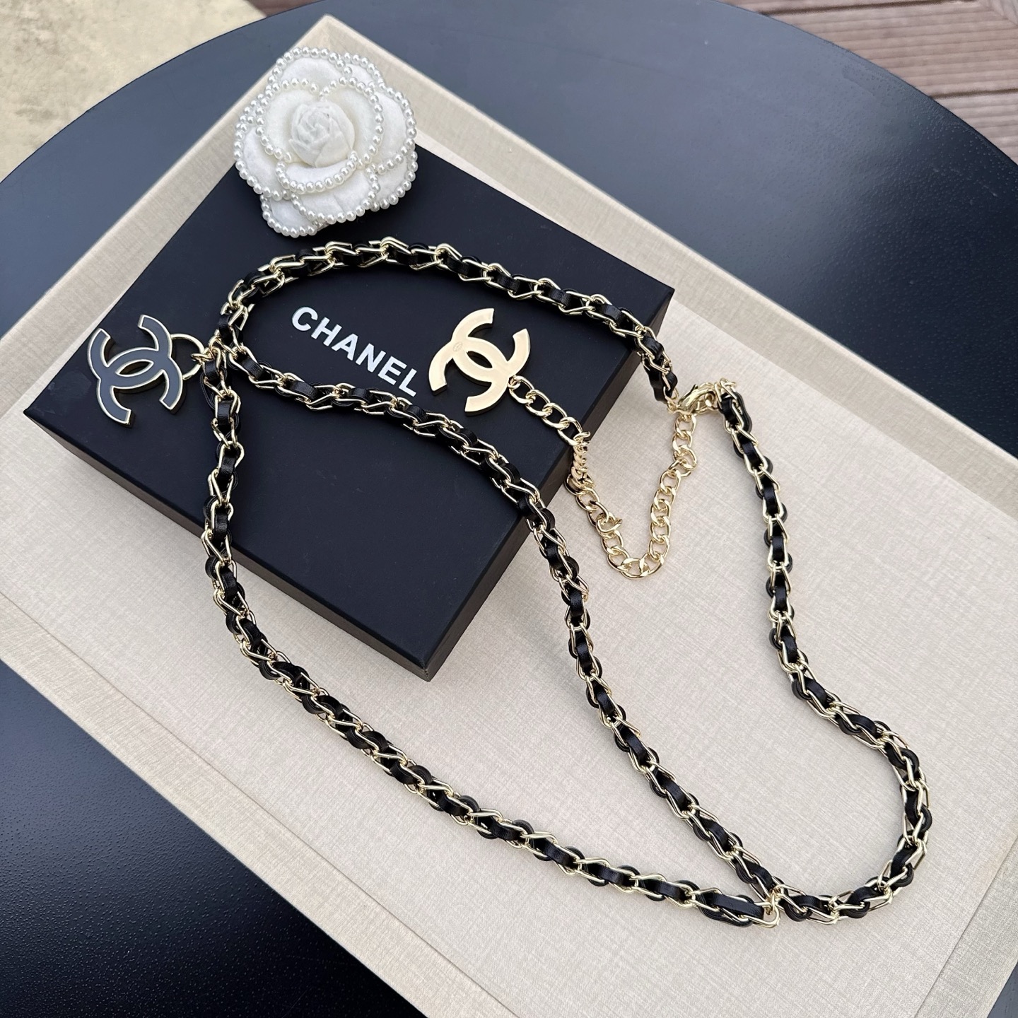 💥💥💥CHANEL 最新款香奈儿、纯铜手工编织牛皮腰链、经典优雅、时尚百搭，长度：均码，