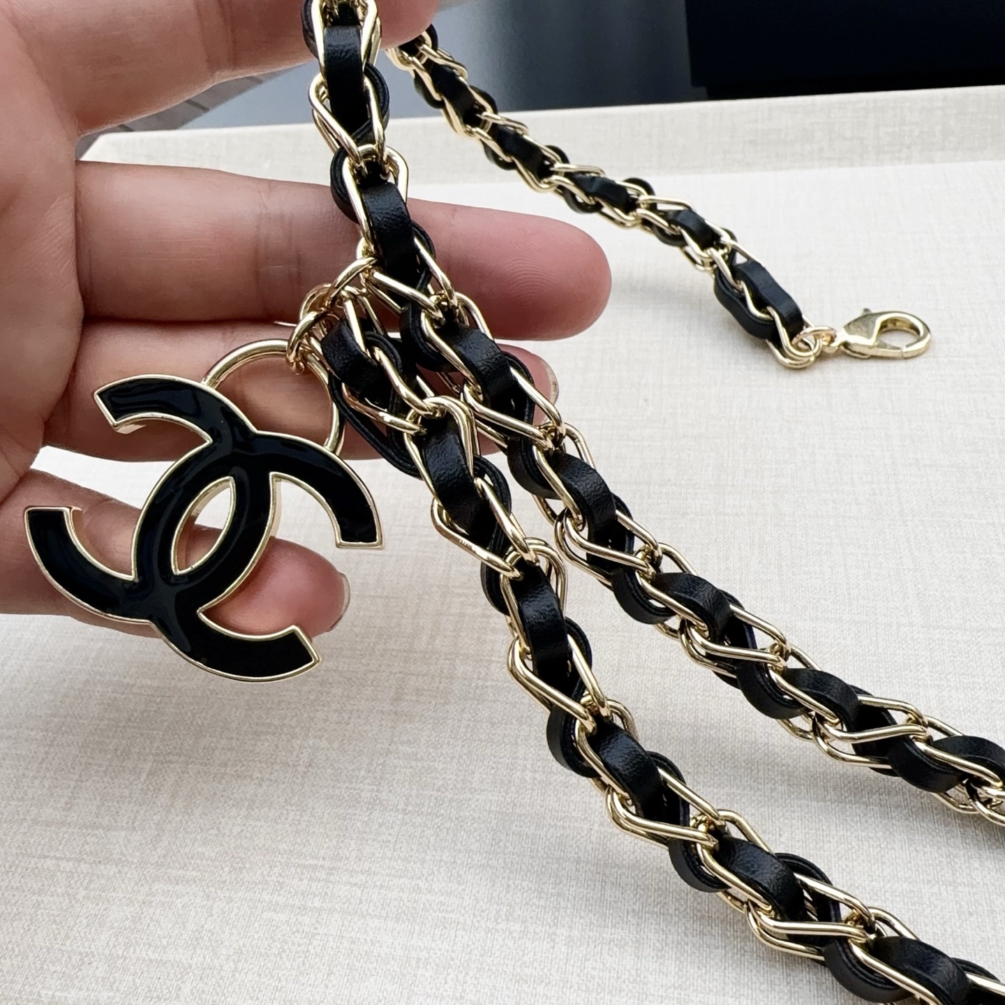 💥💥💥CHANEL 最新款香奈儿、纯铜手工编织牛皮腰链、经典优雅、时尚百搭，长度：均码，