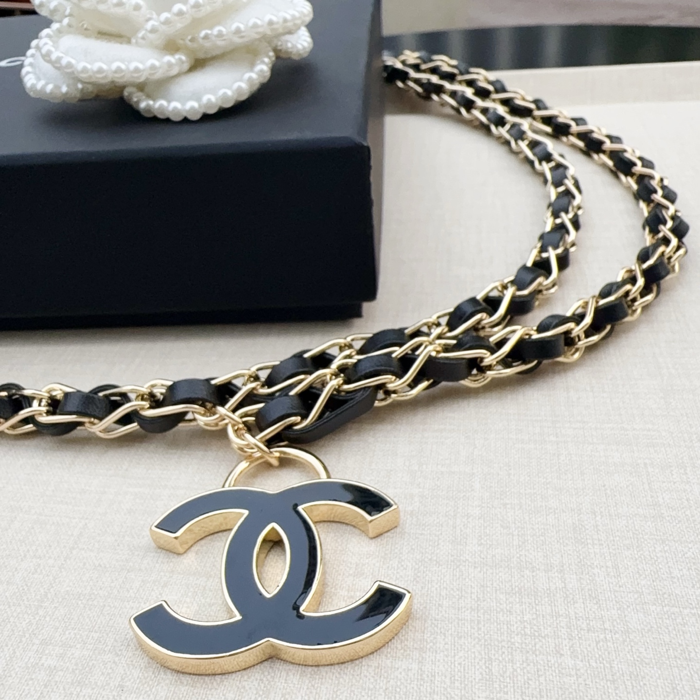 💥💥💥CHANEL 最新款香奈儿、纯铜手工编织牛皮腰链、经典优雅、时尚百搭，长度：均码，