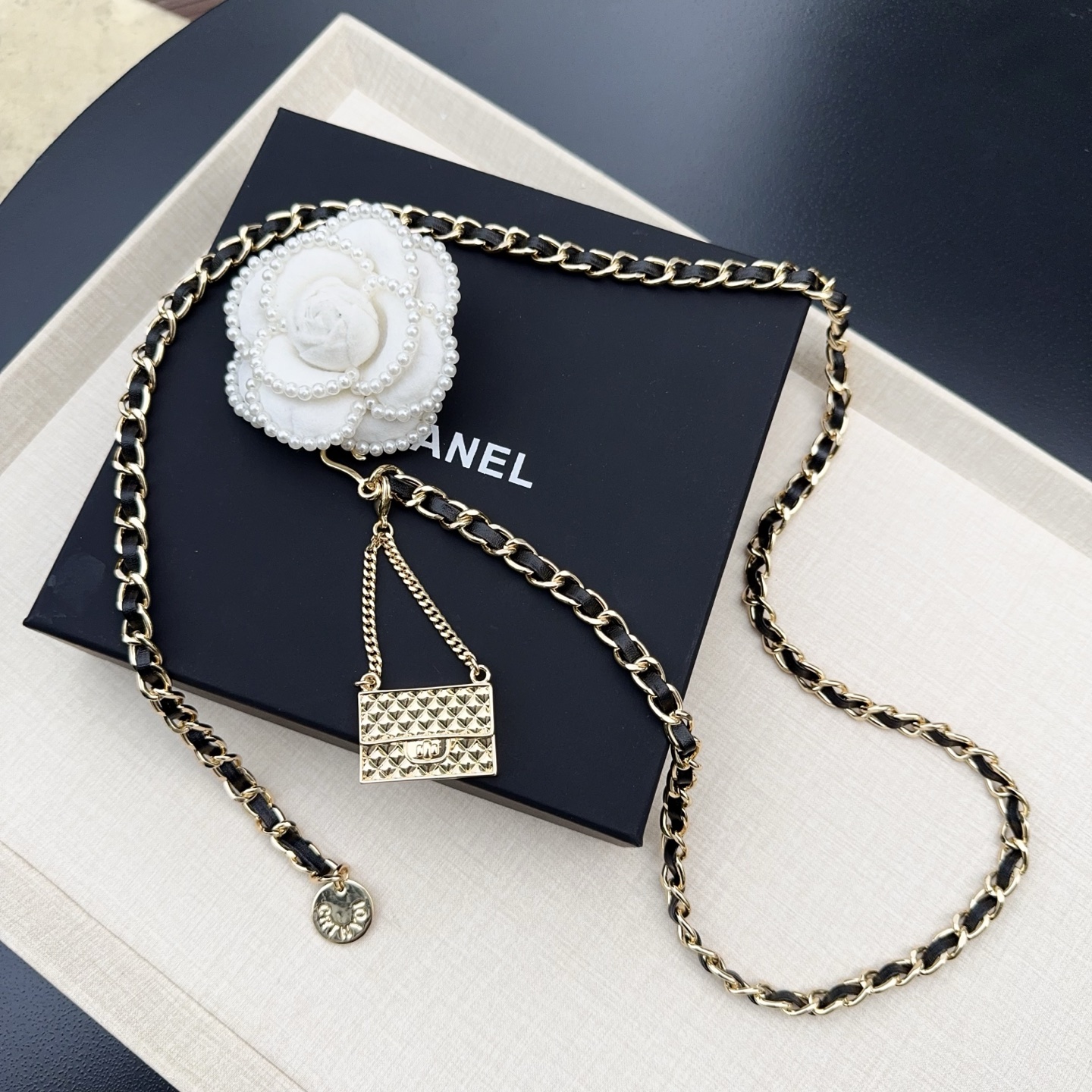 💥💥💥CHANEL 香奈儿腰链、纯铜手工编织牛皮腰链、经典优雅、时尚百搭，长度：均码，