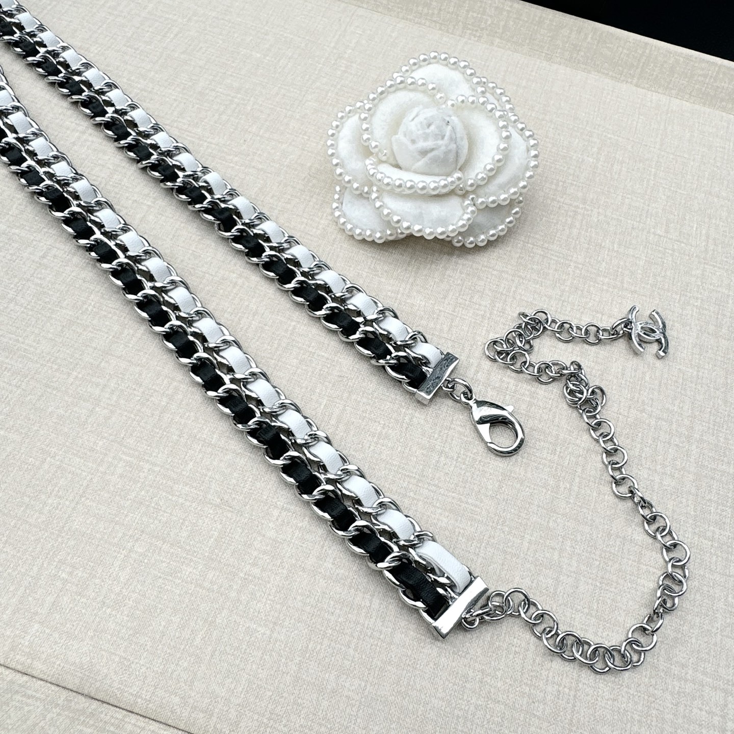 💥💥💥CHANEL 香奈儿腰链、纯铜手工编织牛皮双色腰链、经典优雅、时尚百搭，长度：均码：