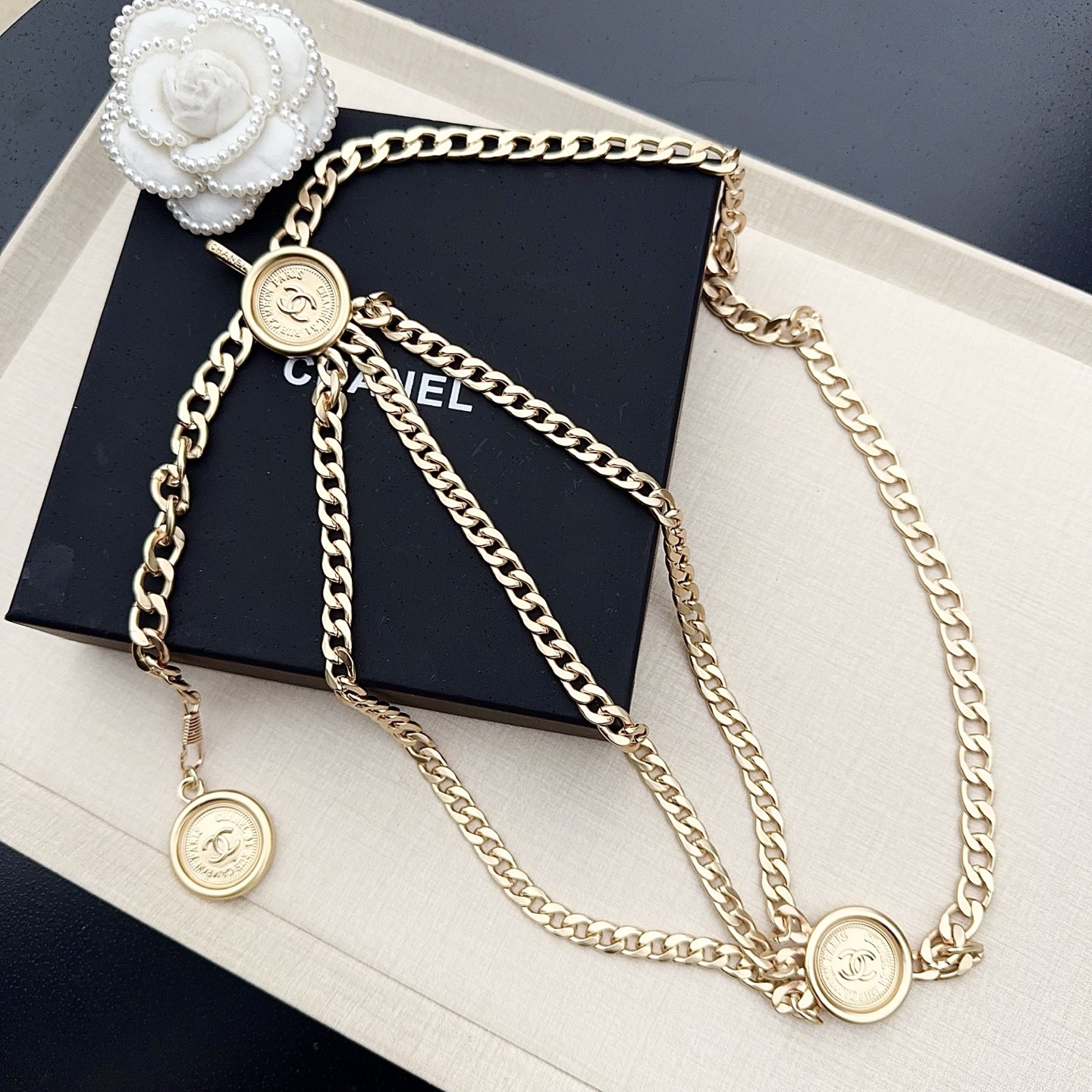 💥💥💥CHANEL 香奈儿、纯铜手工腰链、经典优雅、时尚百搭，长度：均码，
