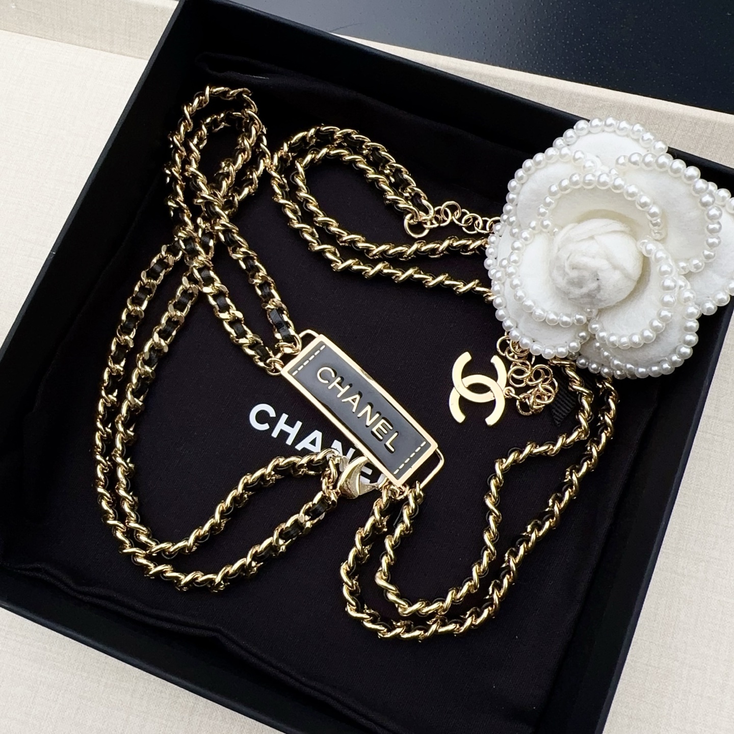 💥💥💥CHANEL 香奈儿、纯铜编织牛皮腰链、经典优雅、时尚百搭，长度：均码，
