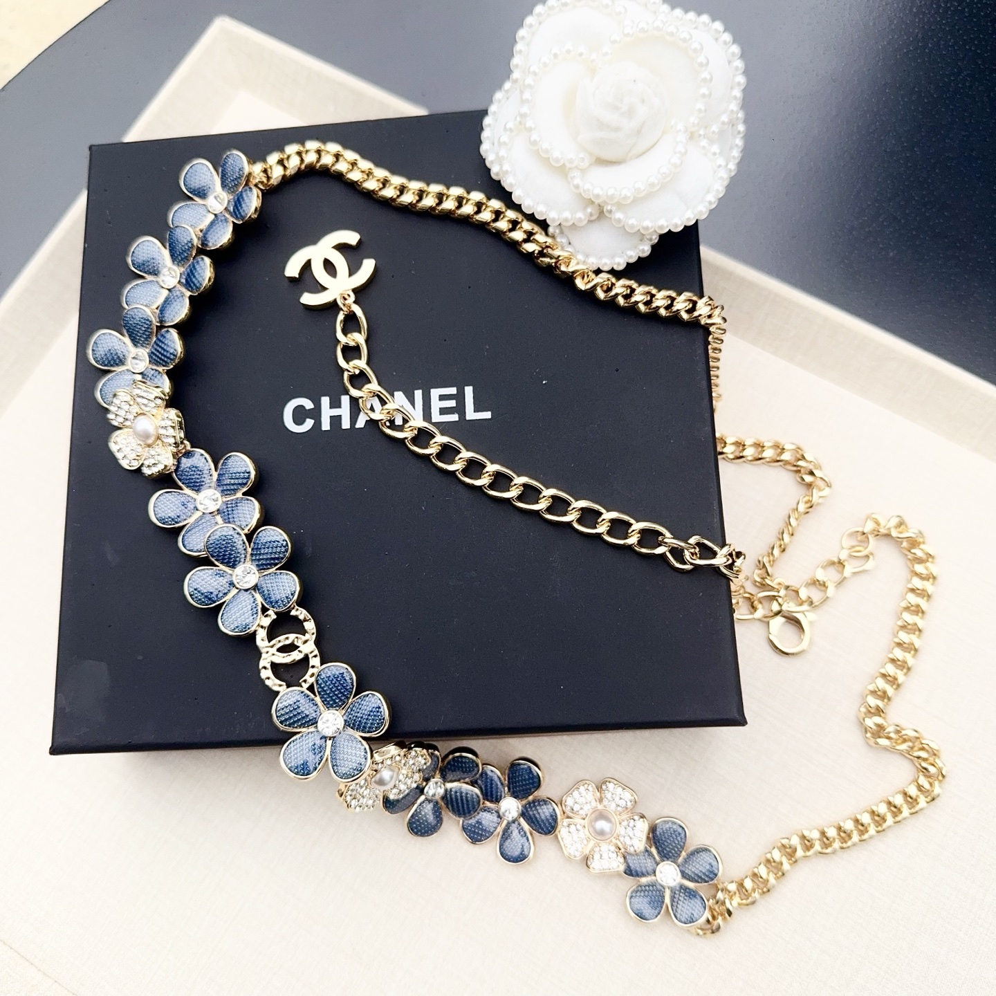 💥💥💥CHANEL 香奈儿、纯铜牛仔布手工艺镶钻腰链、经典优雅、时尚百搭，长度：均码，