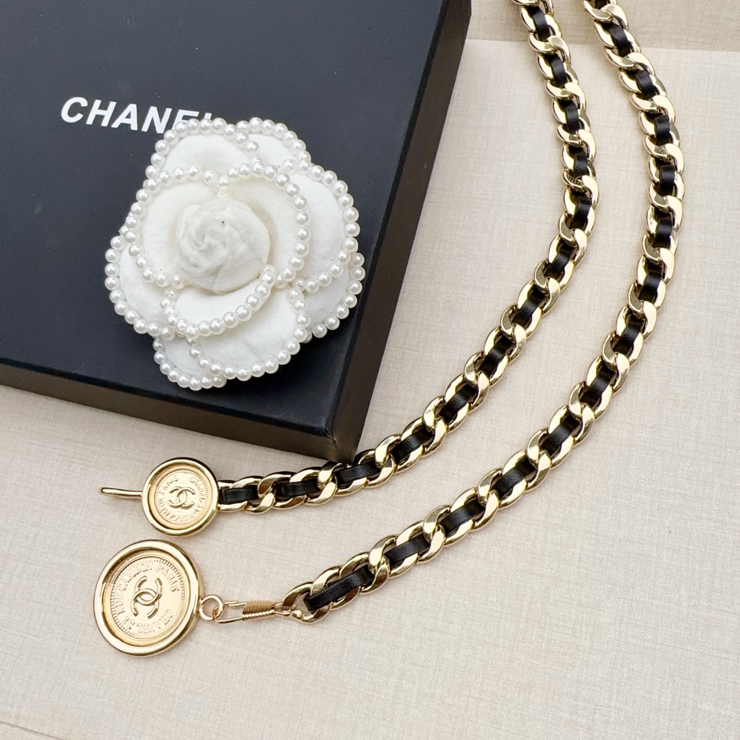 💥💥💥CHANEL 香奈儿、纯铜编织牛皮腰链、经典优雅、时尚百搭，长度：均码，
