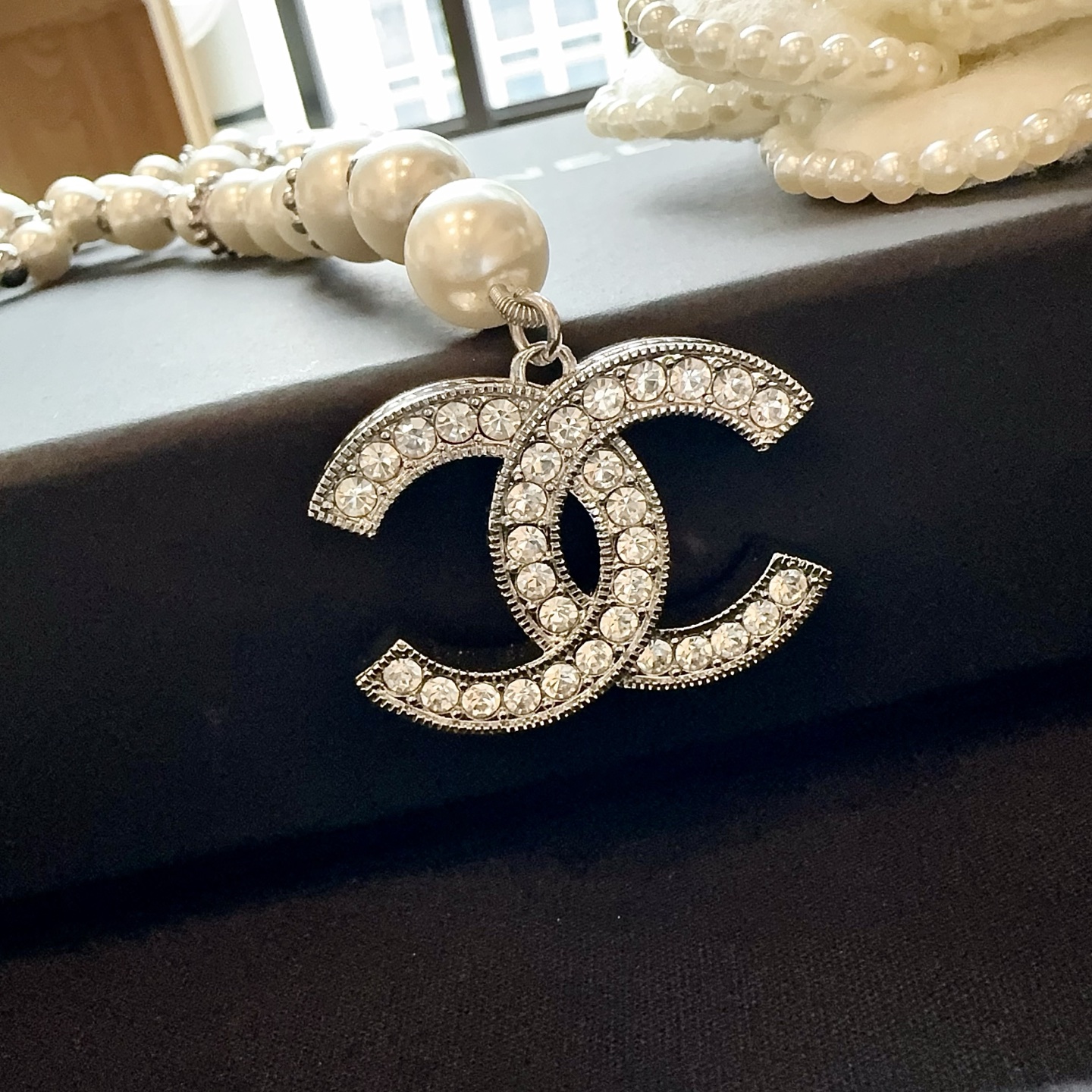 💥💥💥CHANEL 香奈儿  珍珠镶钻配纯铜腰链、时尚优雅，高端大气，长度：均码，