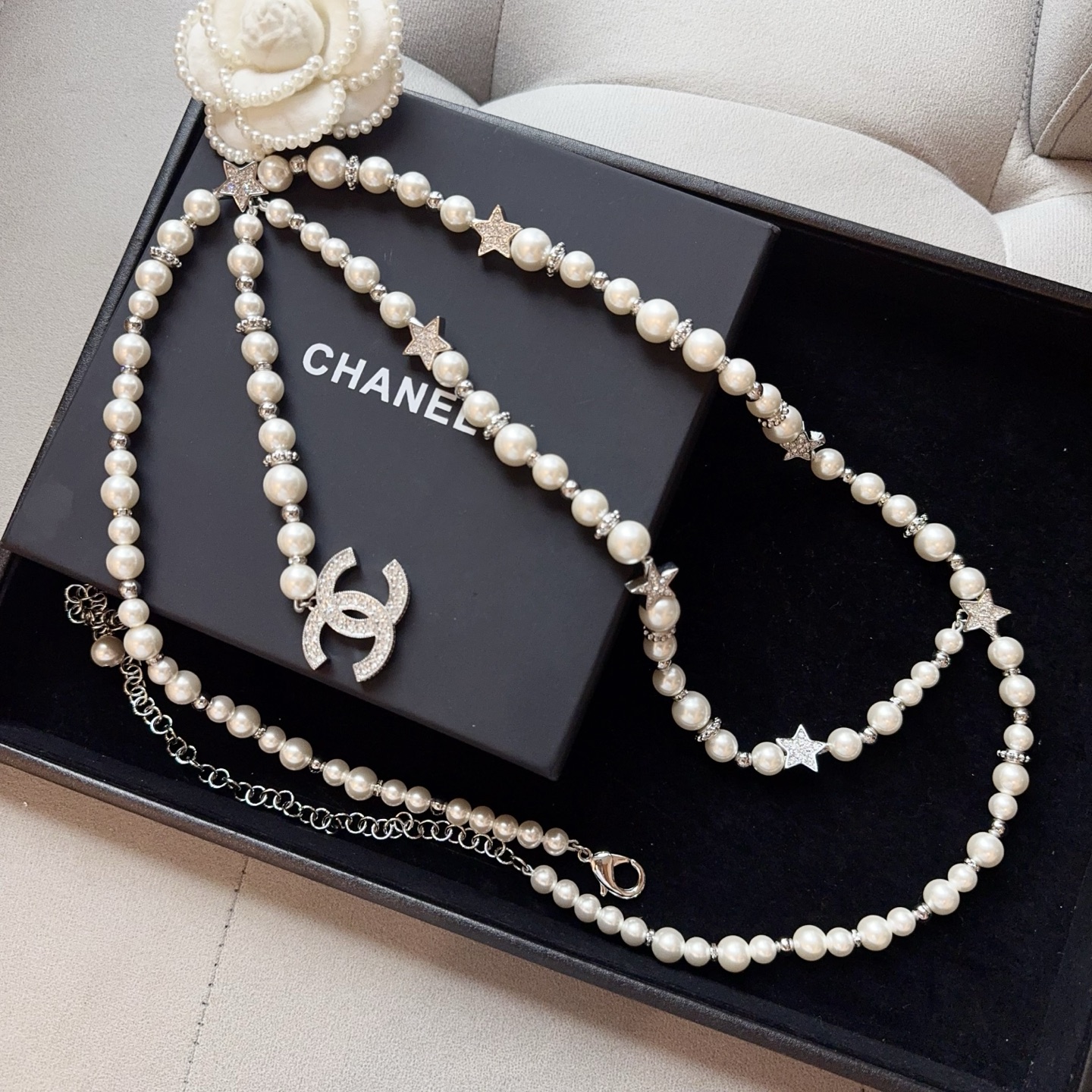 💥💥💥CHANEL 香奈儿  珍珠镶钻配纯铜腰链、时尚优雅，高端大气，长度：均码，