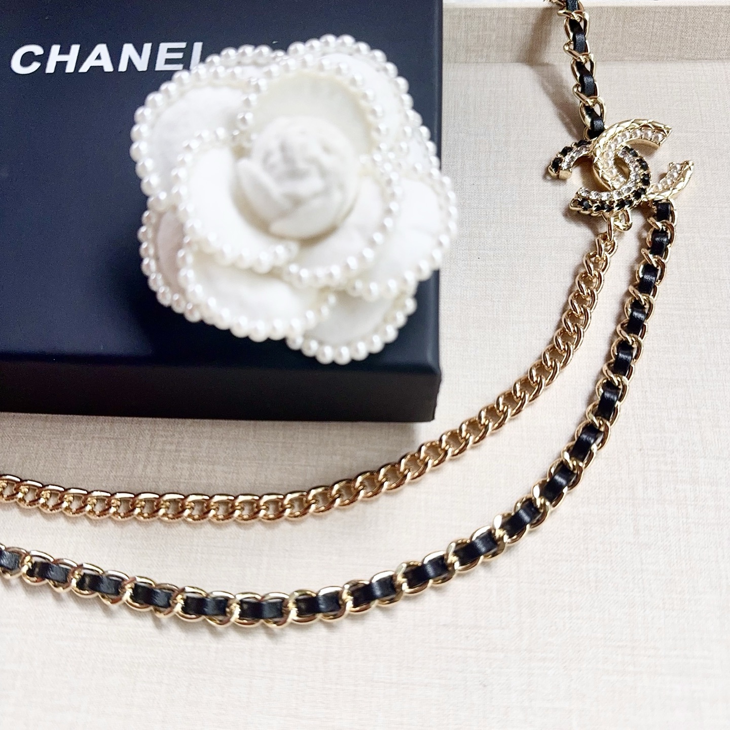 💥💥💥CHANEL 香奈儿、纯铜编织牛皮腰链、经典优雅、时尚百搭，长度：均码，