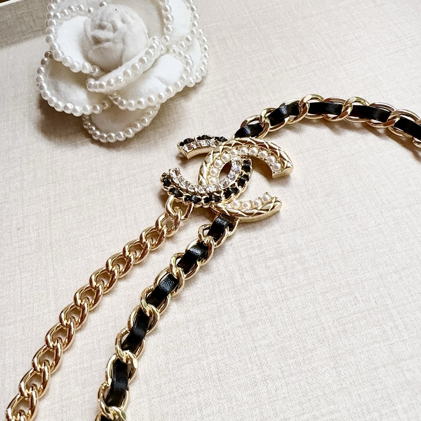 💥💥💥CHANEL 香奈儿、纯铜编织牛皮腰链、经典优雅、时尚百搭，长度：均码，