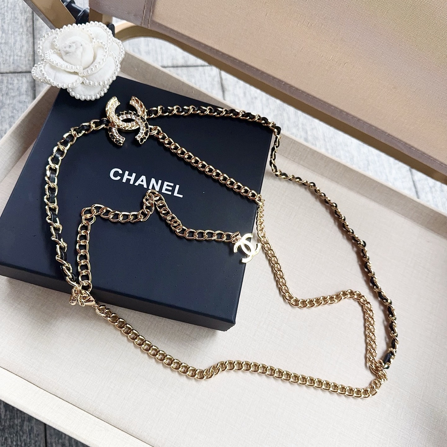 💥💥💥CHANEL 香奈儿、纯铜编织牛皮腰链、经典优雅、时尚百搭，长度：均码，