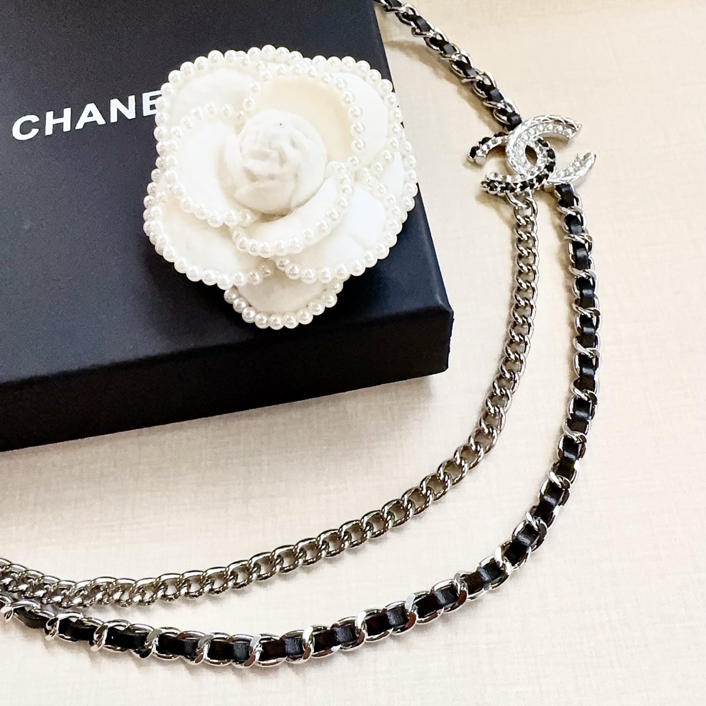 💥💥💥CHANEL 香奈儿、纯铜编织牛皮腰链、经典优雅、时尚百搭，长度：均码，