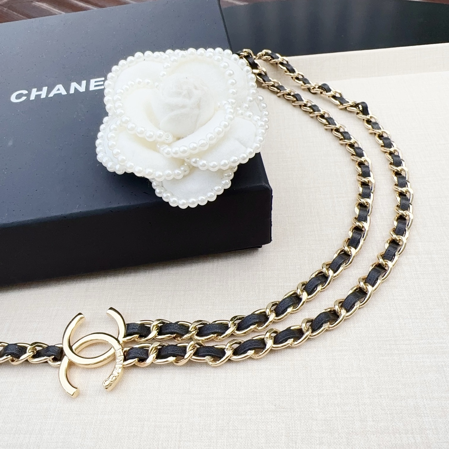 💥💥💥CHANEL 香奈儿、纯铜编织牛皮腰链、经典优雅、时尚百搭，长度：均码，