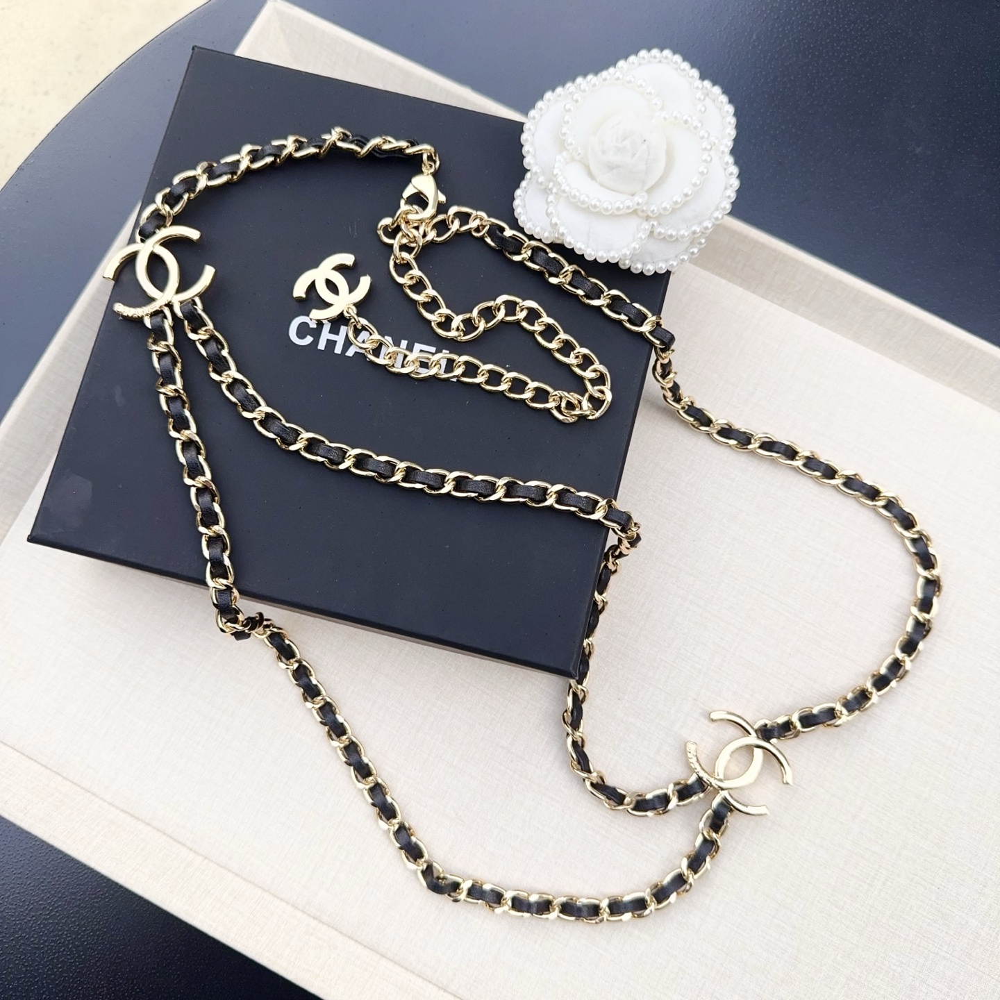 💥💥💥CHANEL 香奈儿、纯铜编织牛皮腰链、经典优雅、时尚百搭，长度：均码，