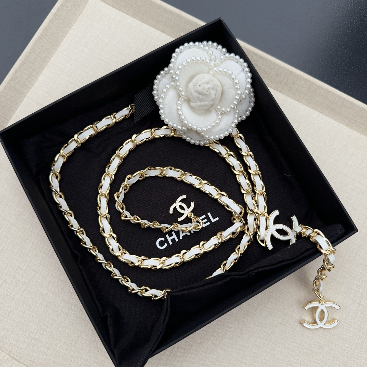 💥💥💥CHANEL 香奈儿、纯铜编织牛皮腰链、经典优雅、时尚百搭，长度：均码，