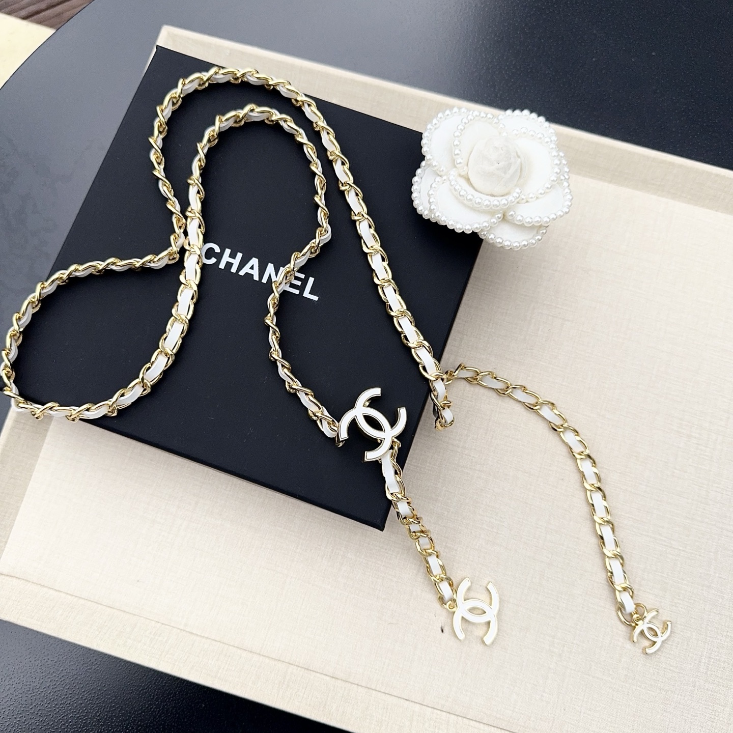 💥💥💥CHANEL 香奈儿、纯铜编织牛皮腰链、经典优雅、时尚百搭，长度：均码，