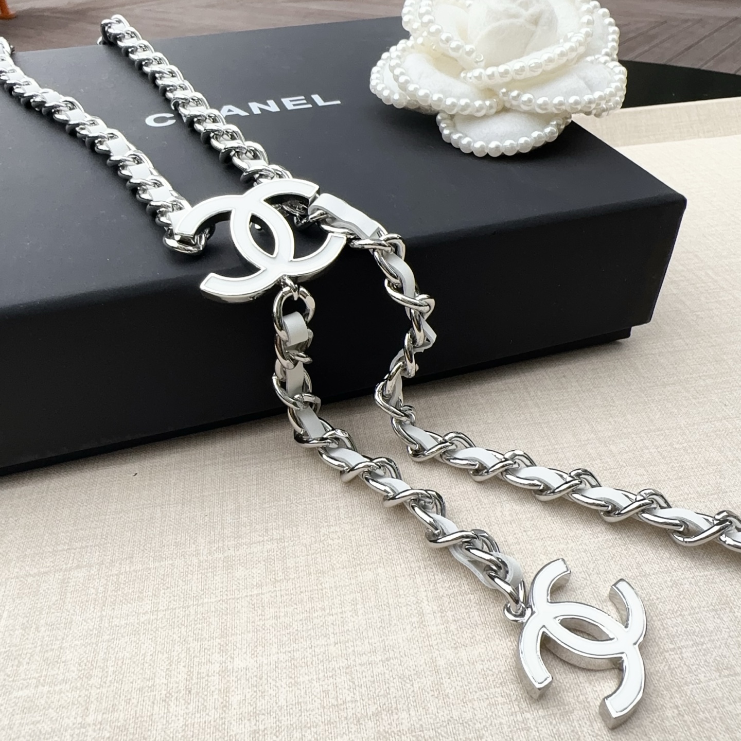 💥💥💥CHANEL 香奈儿、纯铜编织牛皮腰链、经典优雅、时尚百搭，长度：均码，