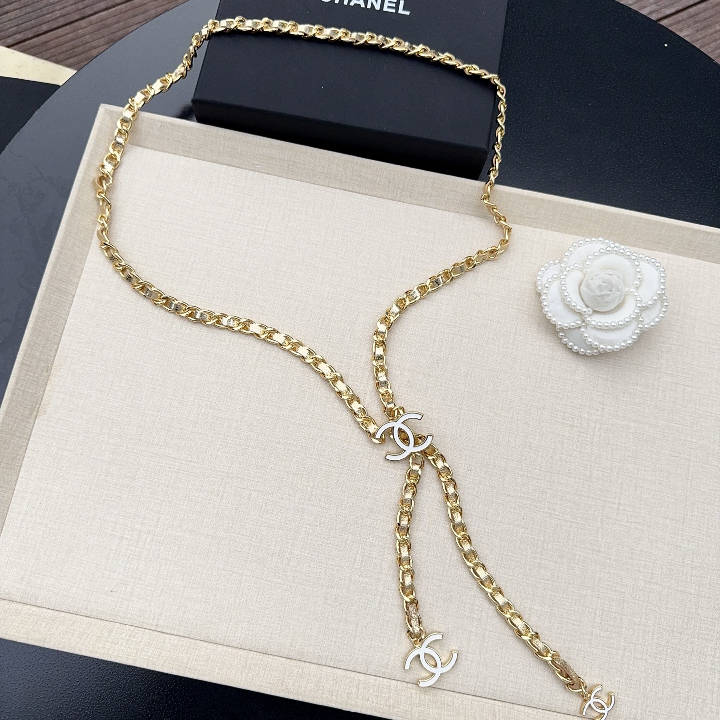 💥💥💥CHANEL 香奈儿、纯铜编织牛皮腰链、经典优雅、时尚百搭，长度：均码，