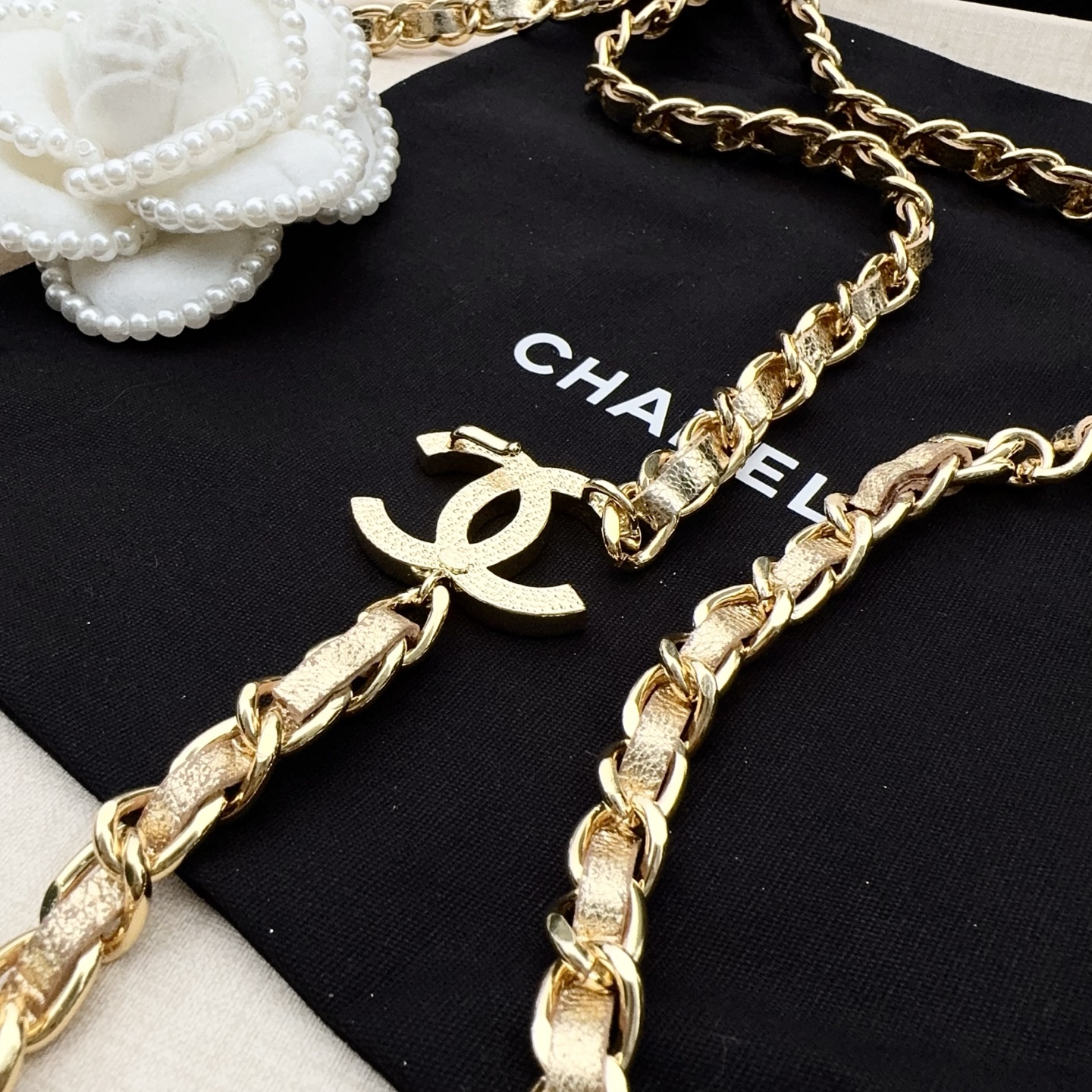 💥💥💥CHANEL 香奈儿、纯铜编织牛皮腰链、经典优雅、时尚百搭，长度：均码，