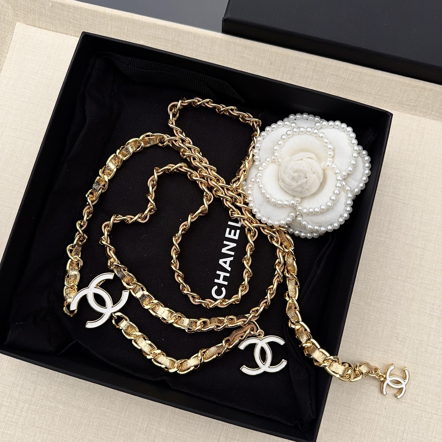 💥💥💥CHANEL 香奈儿、纯铜编织牛皮腰链、经典优雅、时尚百搭，长度：均码，