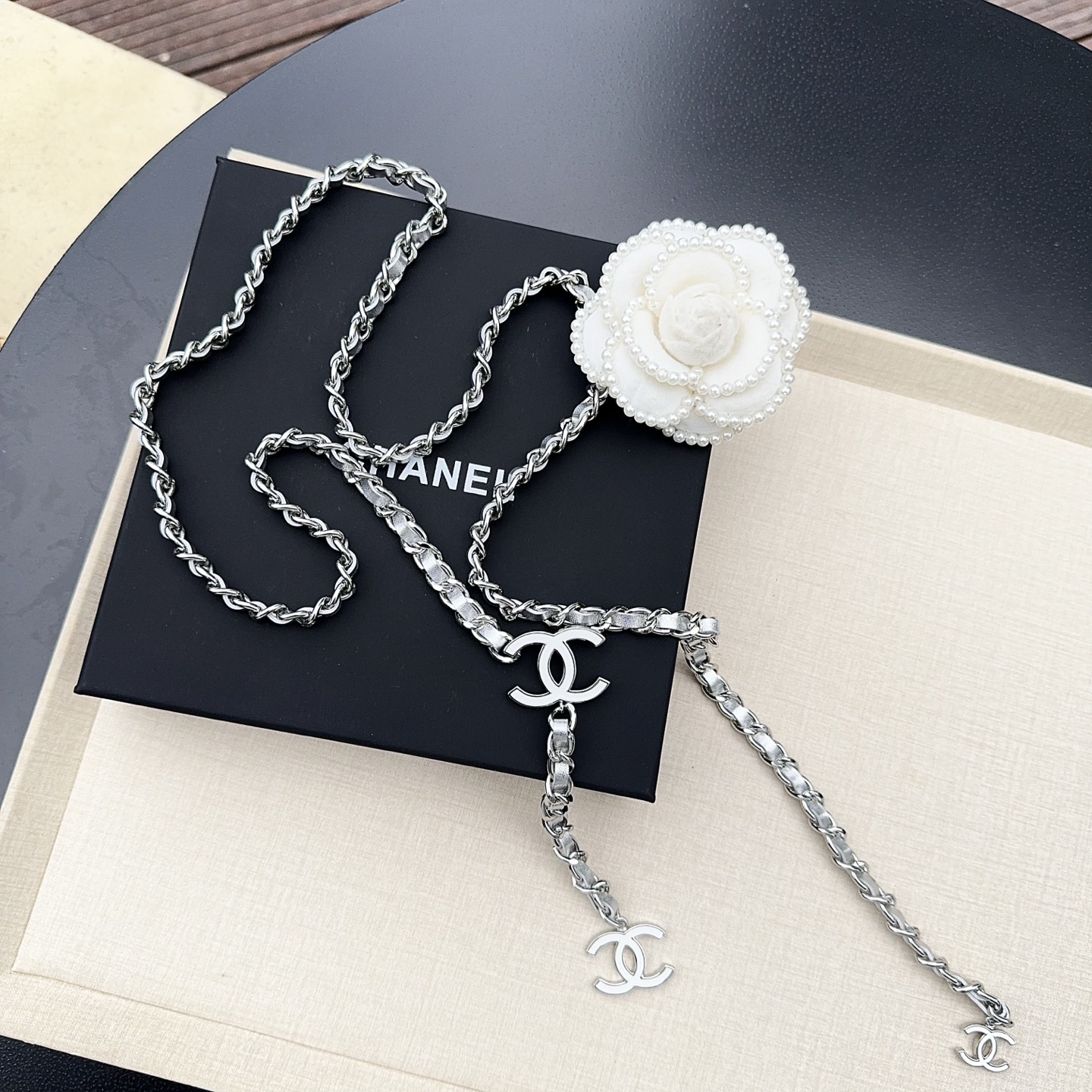 💥💥💥CHANEL 香奈儿、纯铜编织牛皮腰链、经典优雅、时尚百搭，长度：均码，