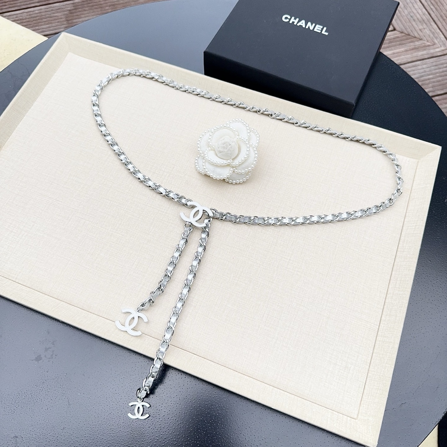 💥💥💥CHANEL 香奈儿、纯铜编织牛皮腰链、经典优雅、时尚百搭，长度：均码，