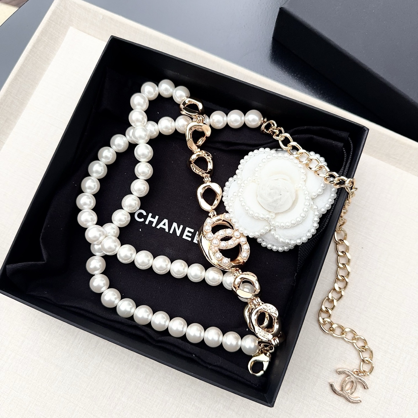 💥💥💥CHANEL 香奈儿  珍珠配纯铜腰链、时尚简约，休闲百搭🌹  长度：均码，