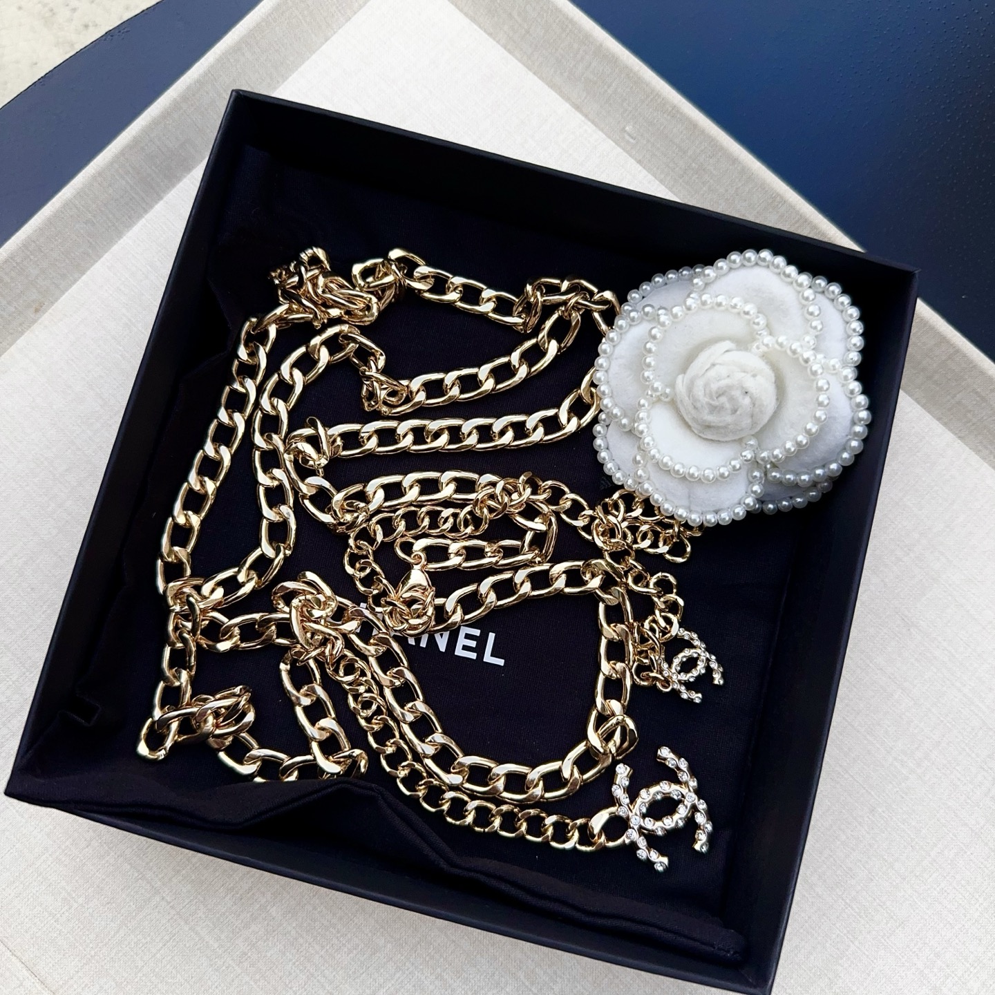 💥💥💥CHANEL 香奈儿  纯铜镶钻腰链、时尚简约，休闲百搭🌹  长度：均码 