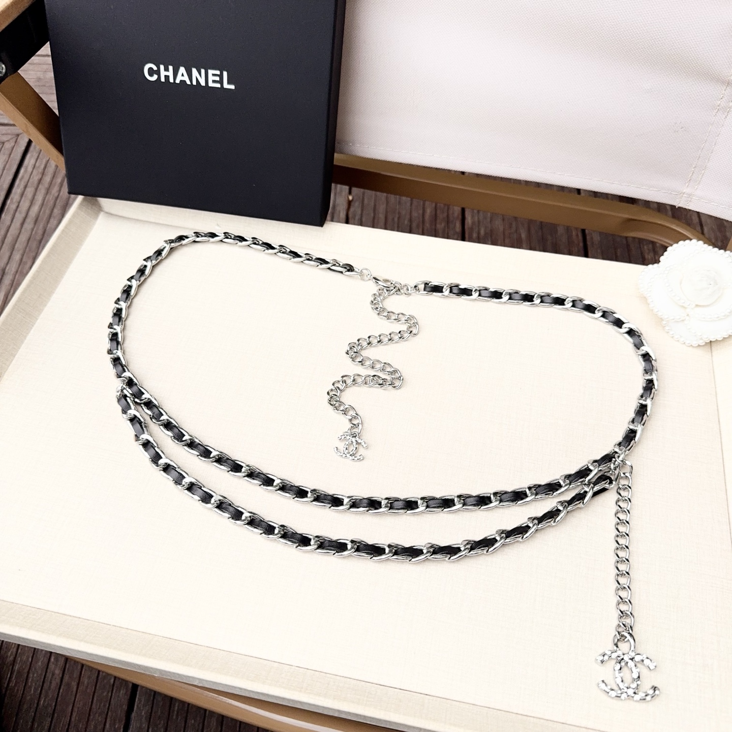 💥💥💥CHANEL 香奈儿 纯铜镶钻腰链、时尚简约,休闲百搭🌹 长度:均码 💥💥💥CHANEL 香奈儿 纯铜镶钻腰链、时尚简约,休闲百搭🌹 长度:均码