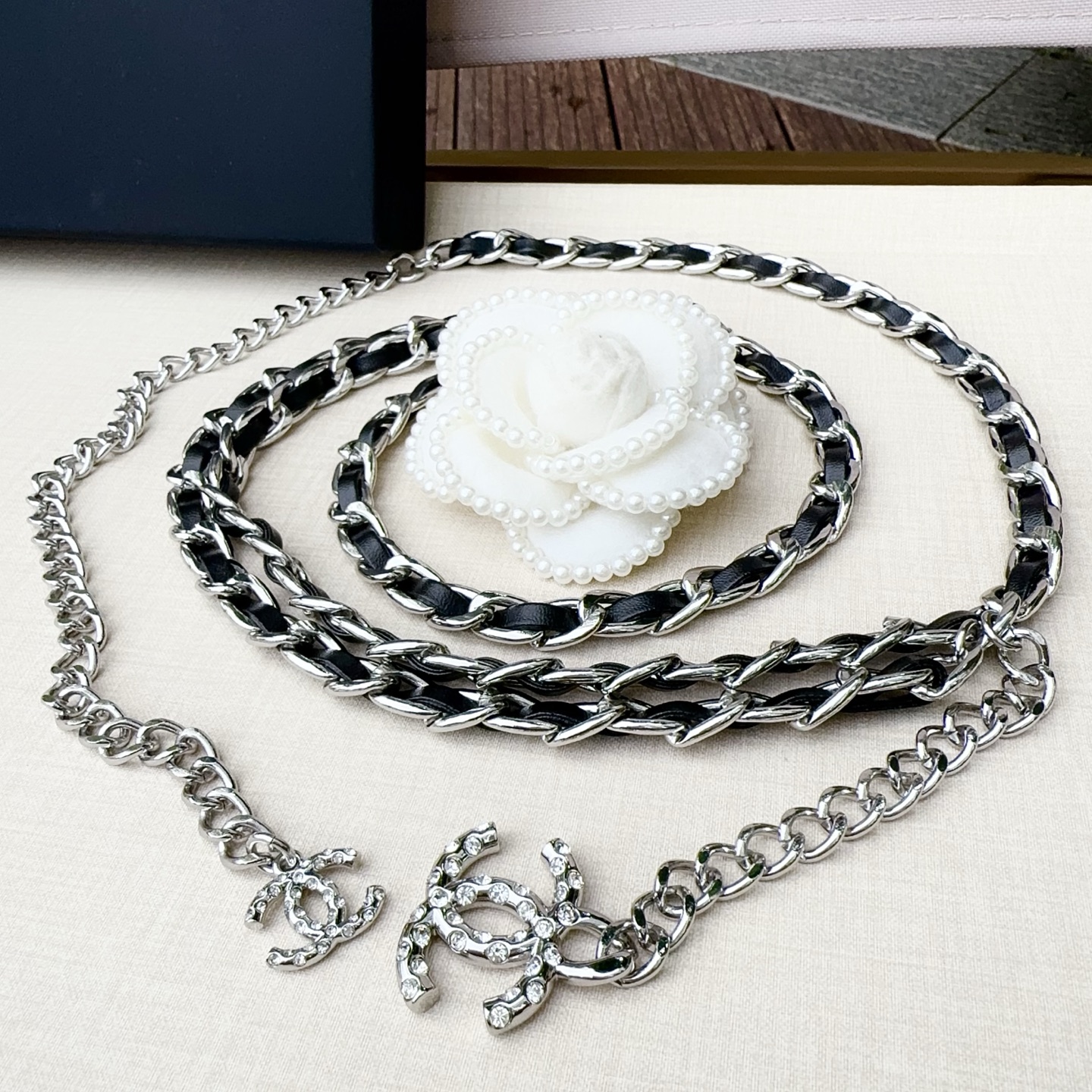 💥💥💥CHANEL 香奈儿  纯铜镶钻腰链、时尚简约，休闲百搭🌹  长度：均码