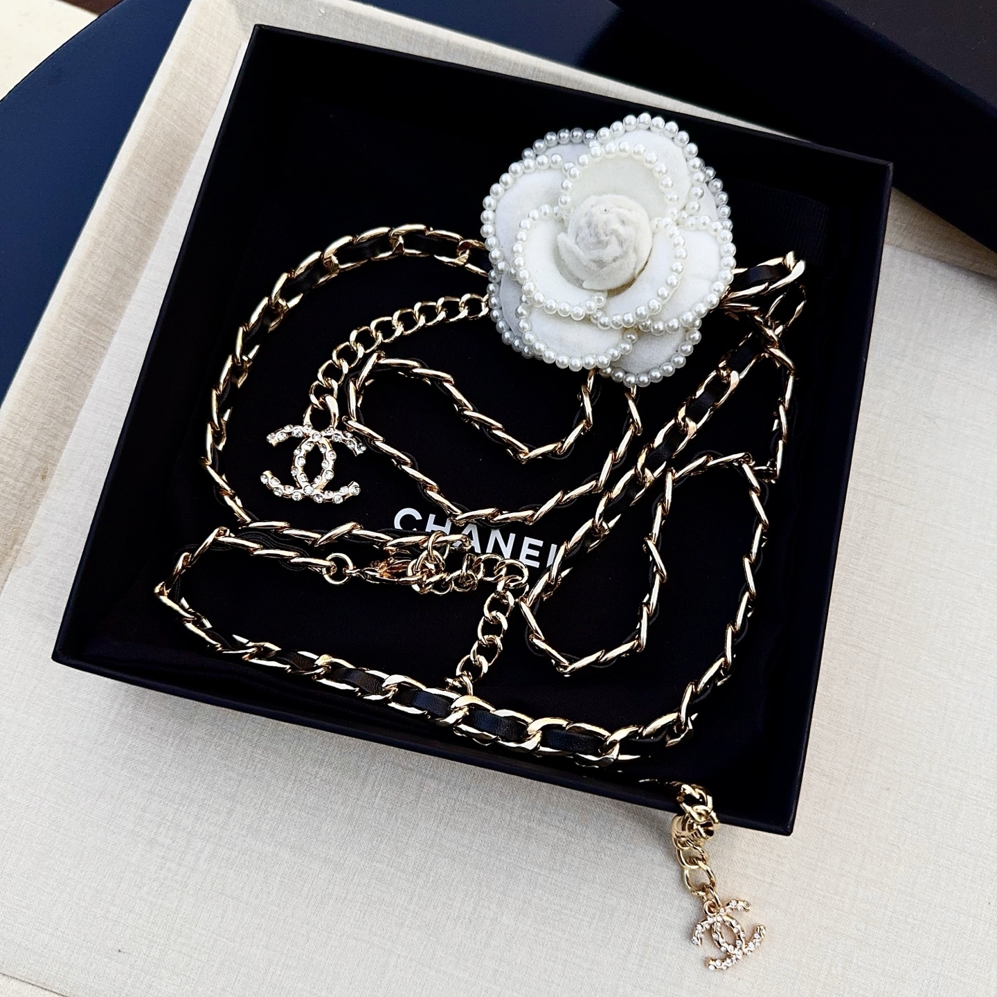 💥💥💥CHANEL 香奈儿  纯铜镶钻腰链、时尚简约，休闲百搭🌹  长度：均码，