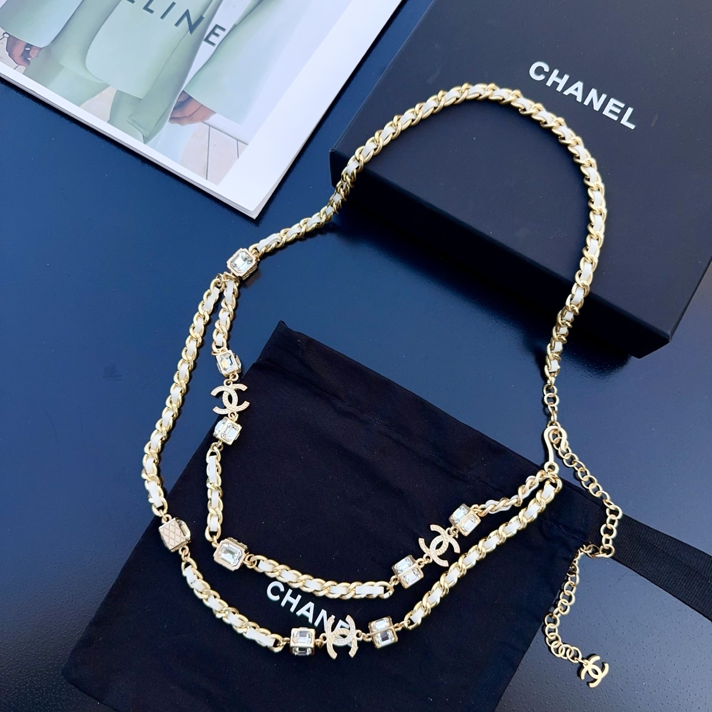 💥💥💥CHANEL 香奈儿  纯铜镶钻穿皮腰链、时尚简约，休闲百搭🌹  长度：均码，