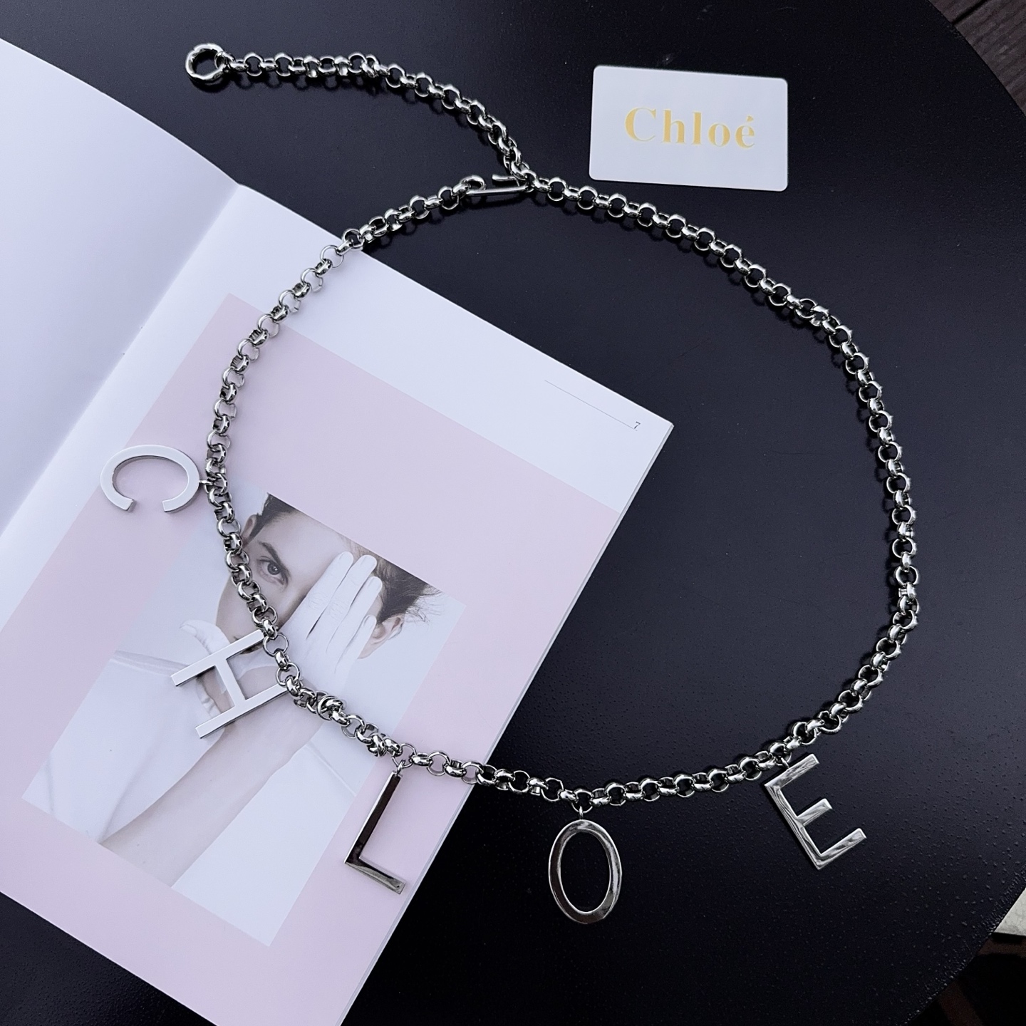 💥💥💥CHLOE 克洛伊  最新精品腰链、可以搭配裙子，裤子，外套，百搭时尚、长度：均码，