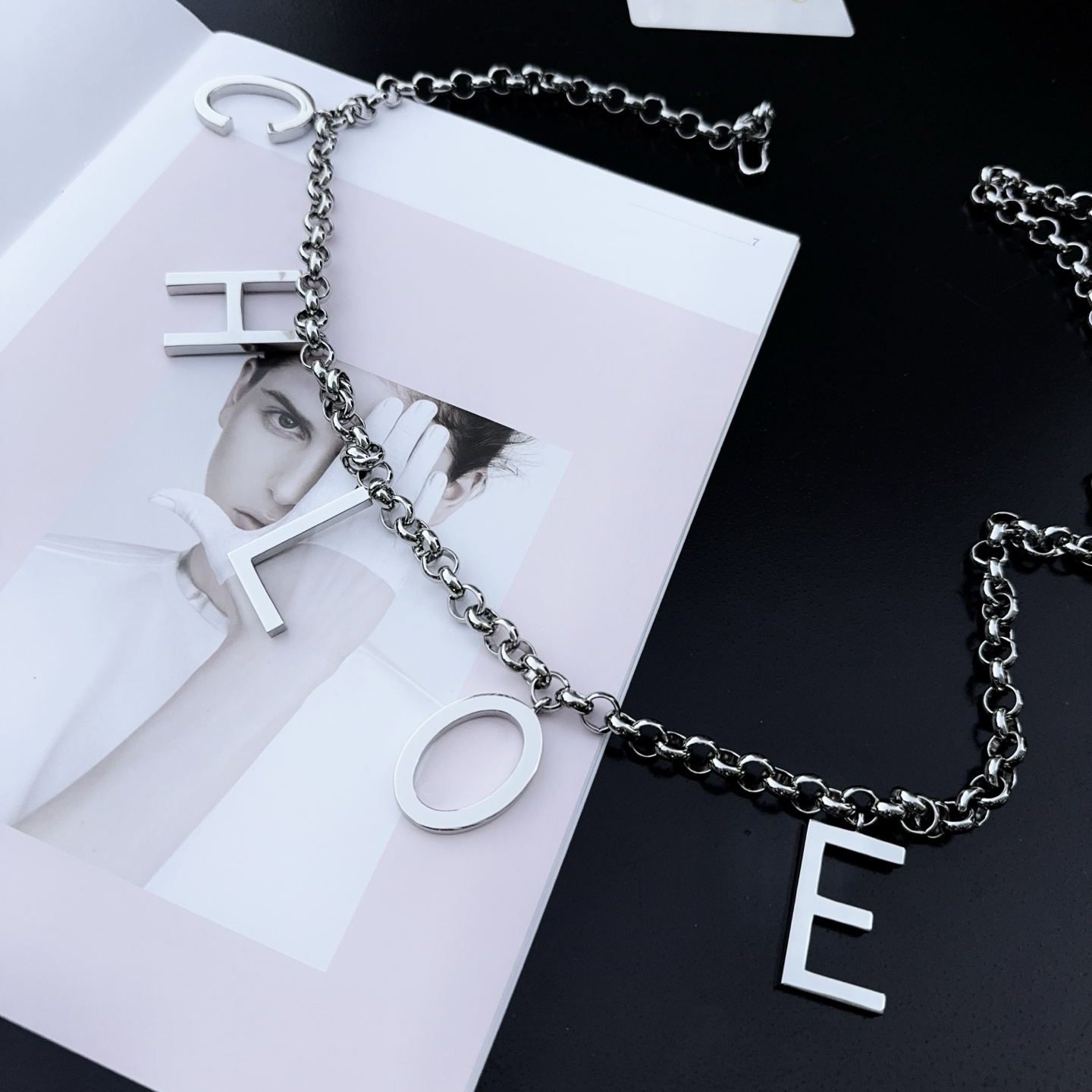💥💥💥CHLOE 克洛伊  最新精品腰链、可以搭配裙子，裤子，外套，百搭时尚、长度：均码，