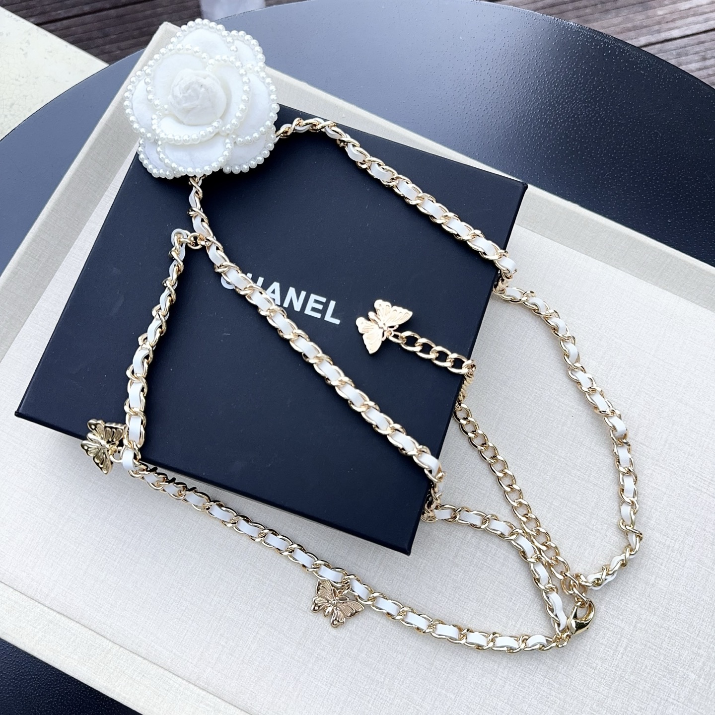 💥💥💥CHANEL 香奈儿、编织牛皮腰链、经典优雅、时尚百搭，长度：均码，