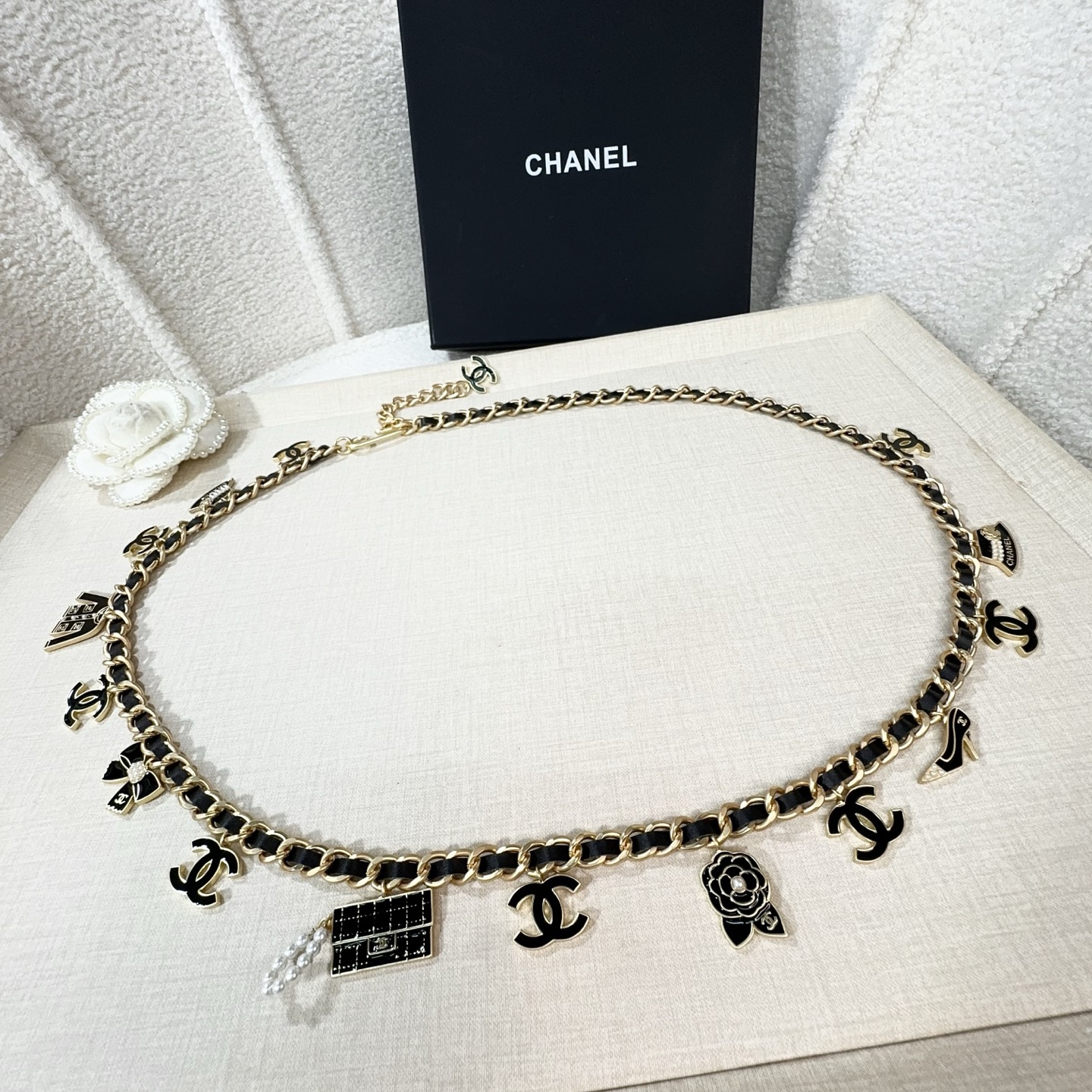 💥💥💥CHANEL 香奈儿  磨胶小五金配手工编皮链条，优雅气质，时尚品味🌹，长度：均码