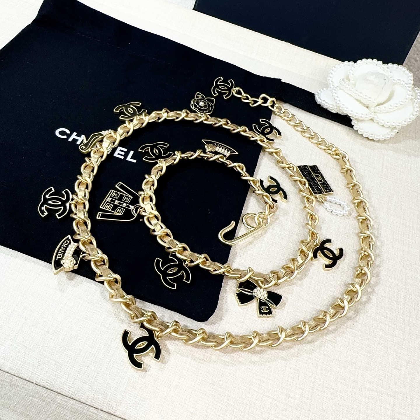 💥💥💥CHANEL 香奈儿  磨胶小五金配手工编皮链条，优雅气质，时尚品味🌹，长度：均码，