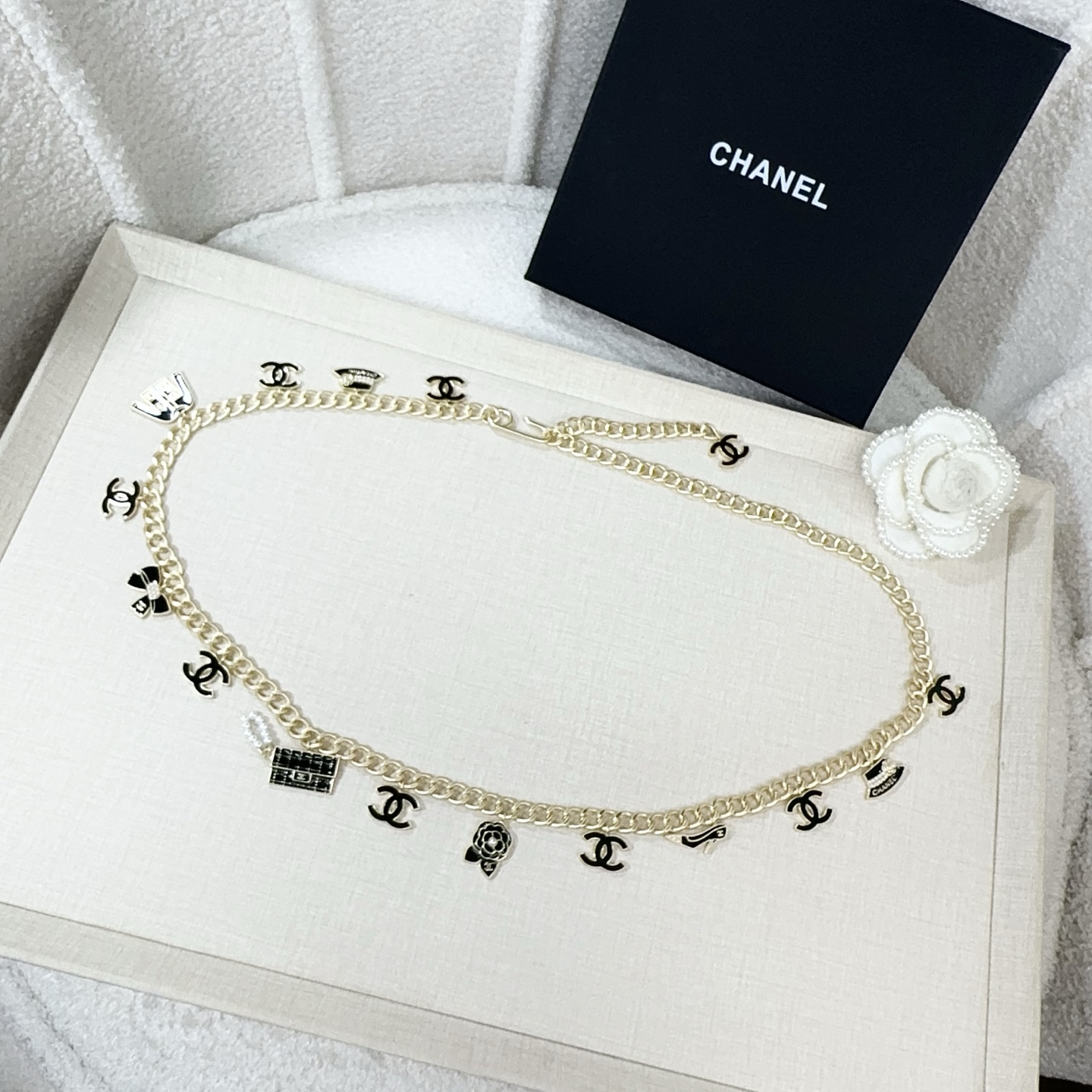 💥💥💥CHANEL 香奈儿  磨胶小五金配手工编皮链条，优雅气质，时尚品味🌹，长度：均码，
