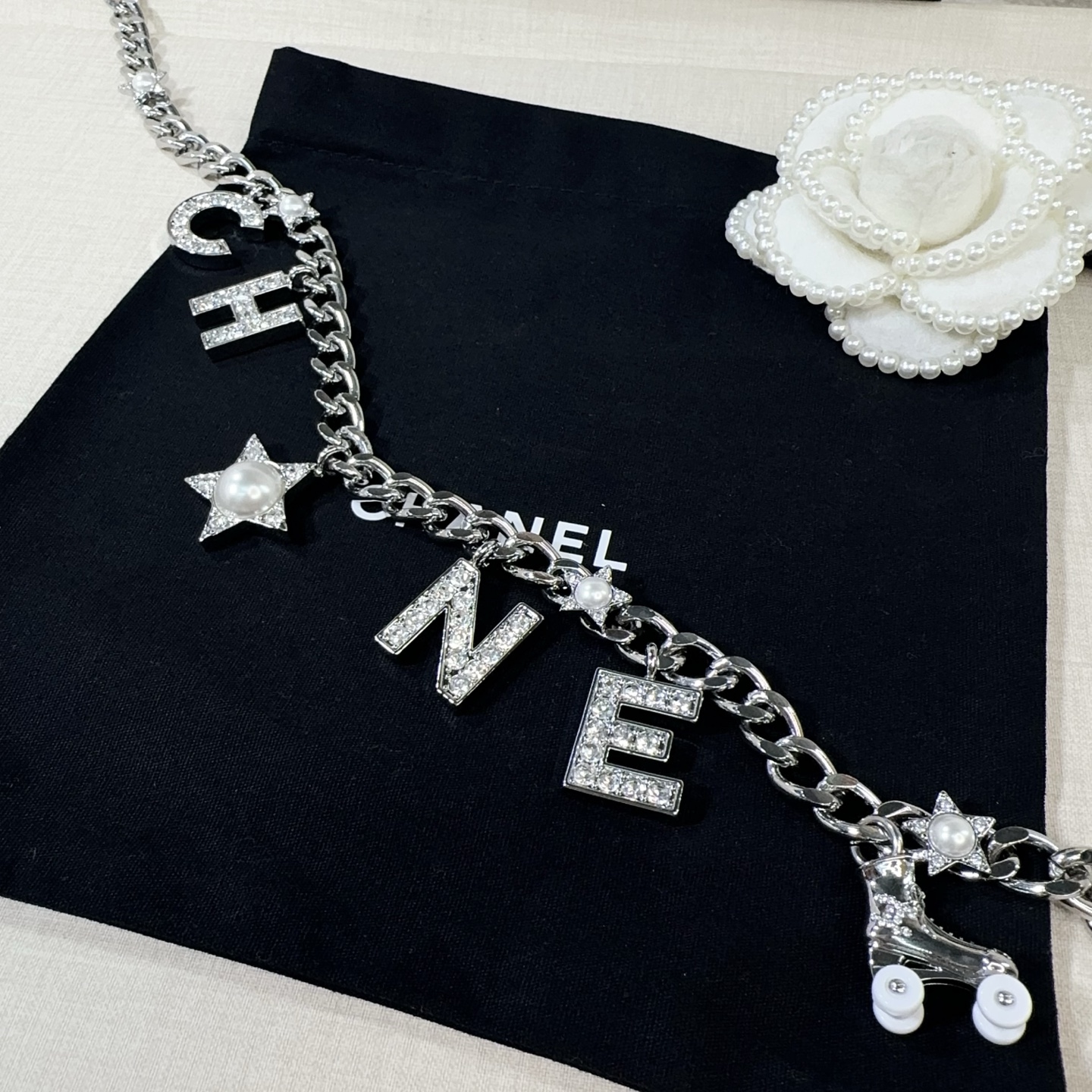 💥💥💥CHANEL 香奈儿  手工镶钻编皮腰链，优雅气质，时尚品味🌹，长度：均码，