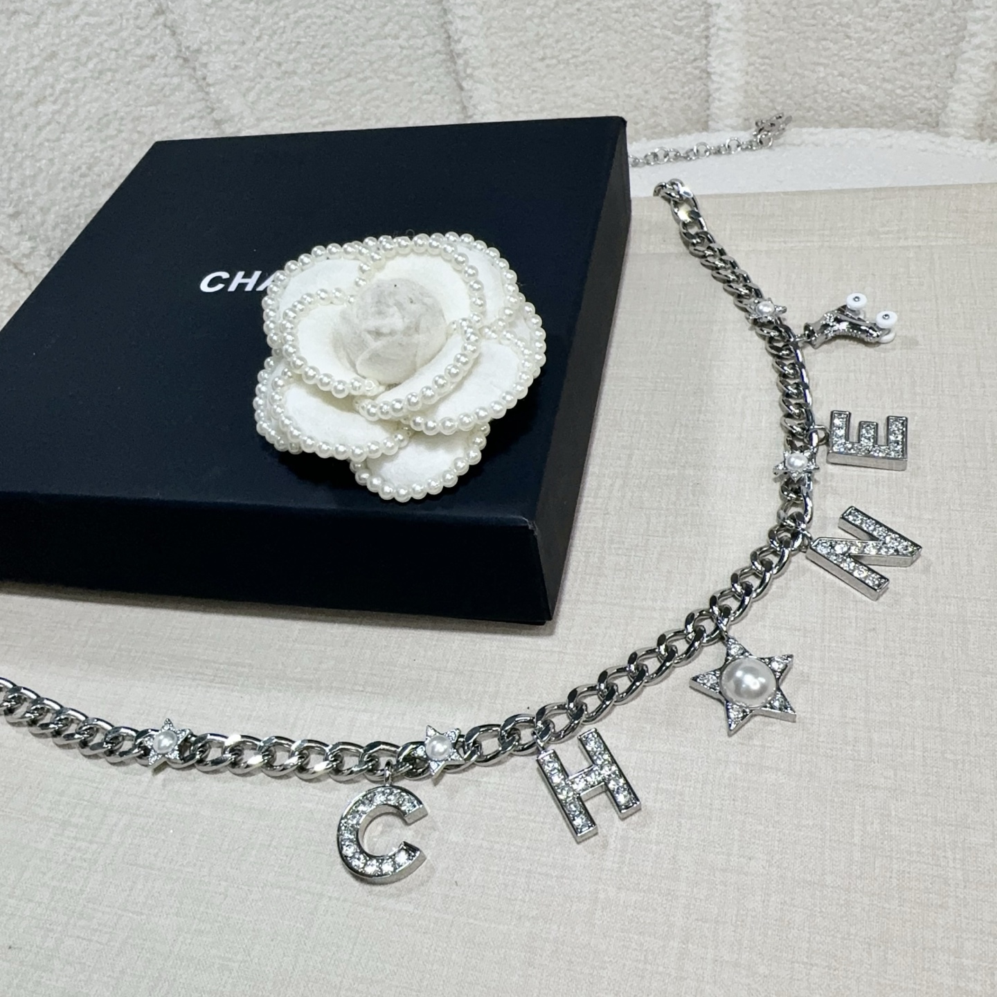💥💥💥CHANEL 香奈儿  手工镶钻编皮腰链，优雅气质，时尚品味🌹，长度：均码，