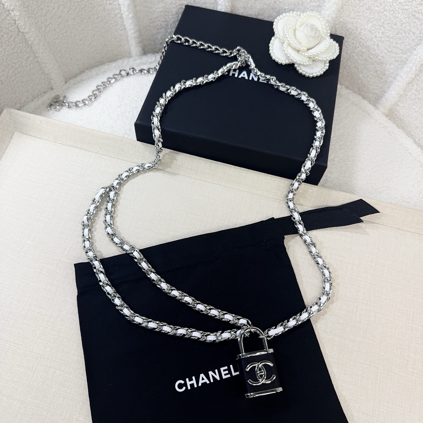 💥💥💥CHANEL 香奈儿、手工编织链条配铜锁扣腰链、经典优雅、时尚百搭，长度：均码，
