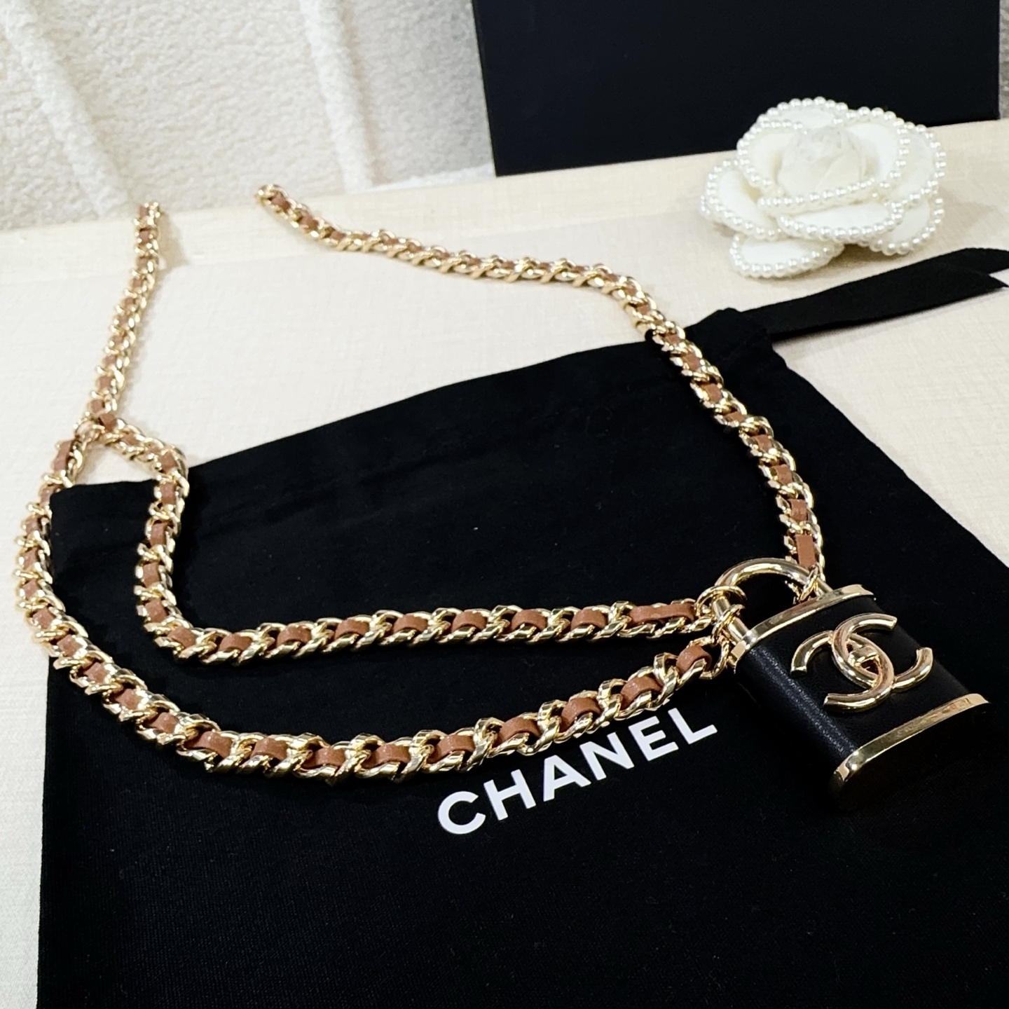 💥💥💥CHANEL 香奈儿、手工编织链条配铜锁扣腰链、经典优雅、时尚百搭，长度：均码，