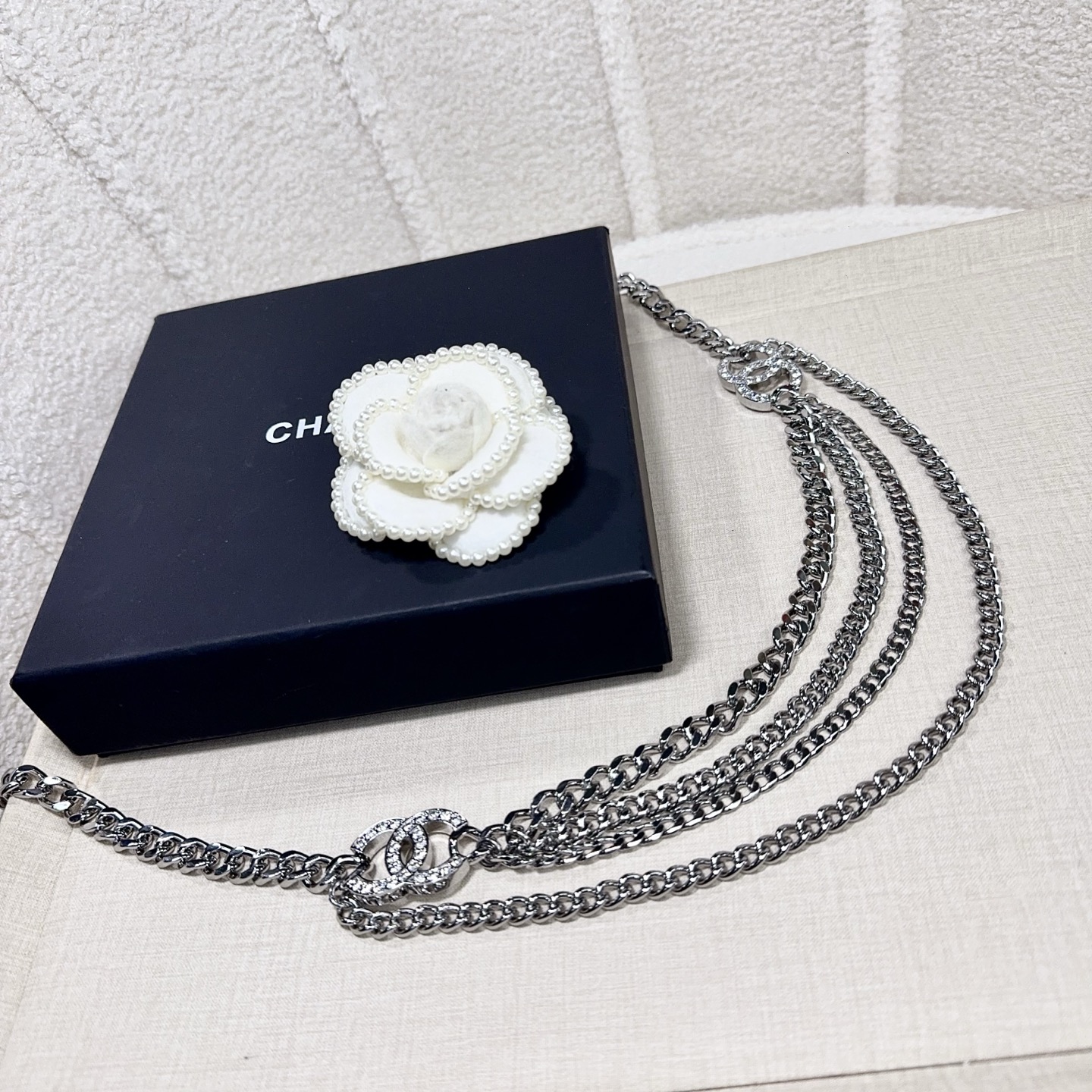 💥💥💥CHANEL 香奈儿、链条搭配镶钻小五金腰链、经典优雅、时尚百搭，长度：均码，