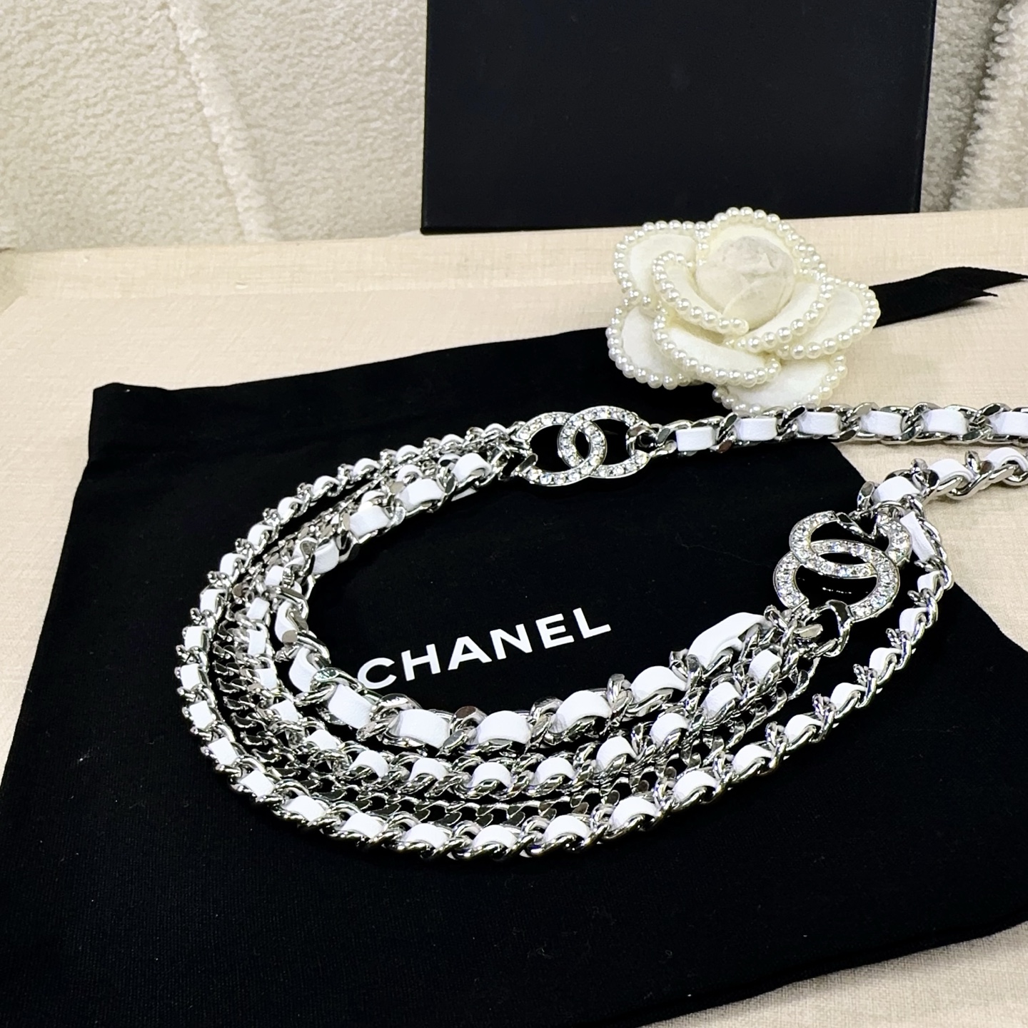 💥💥💥CHANEL 香奈儿、镶钻小五金搭配编织皮腰链、经典优雅、时尚百搭，长度：均码，